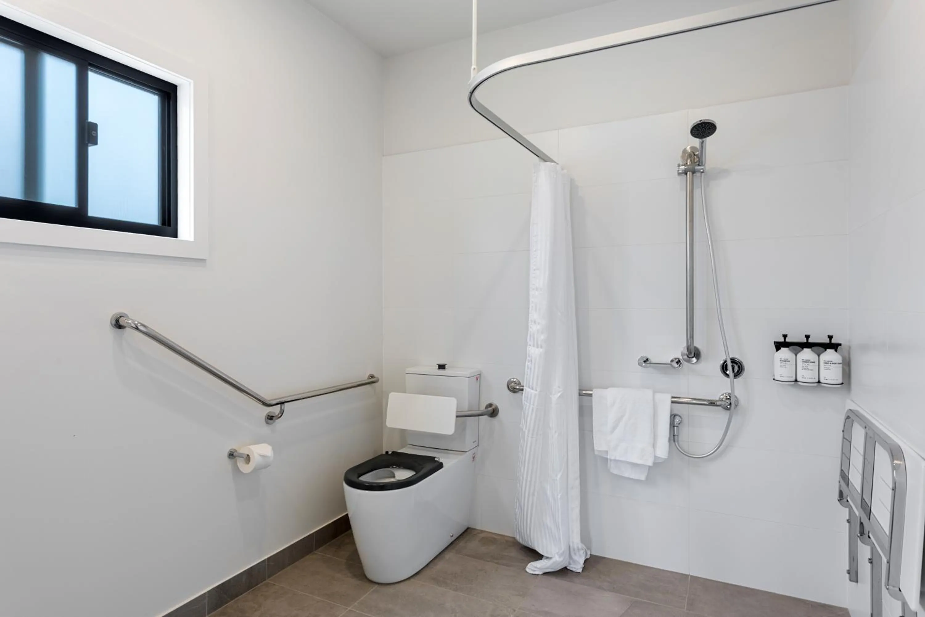 Bathroom in Discovery Parks - Clare