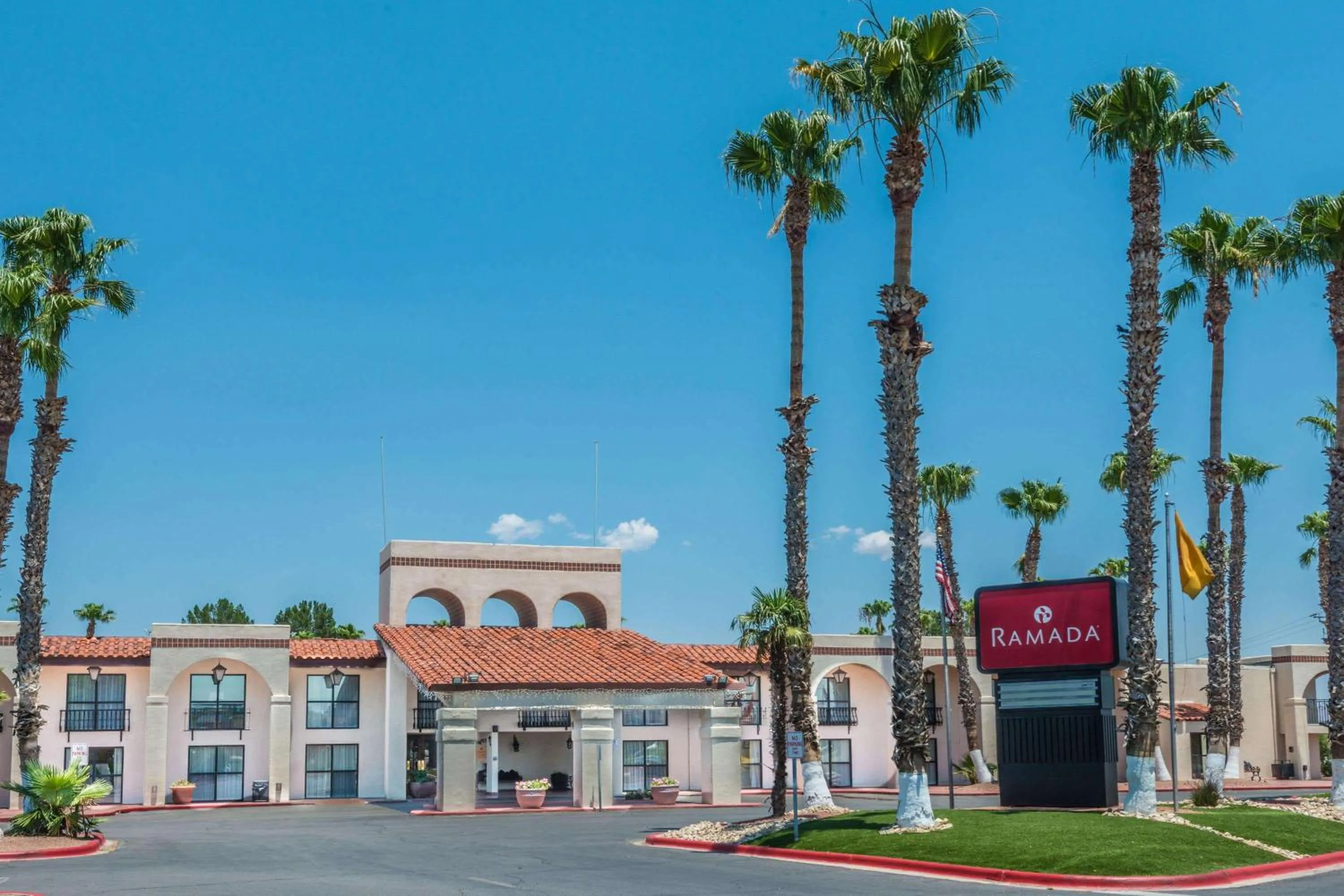 Property building in Ramada by Wyndham Las Cruces Hotel & Conference Center