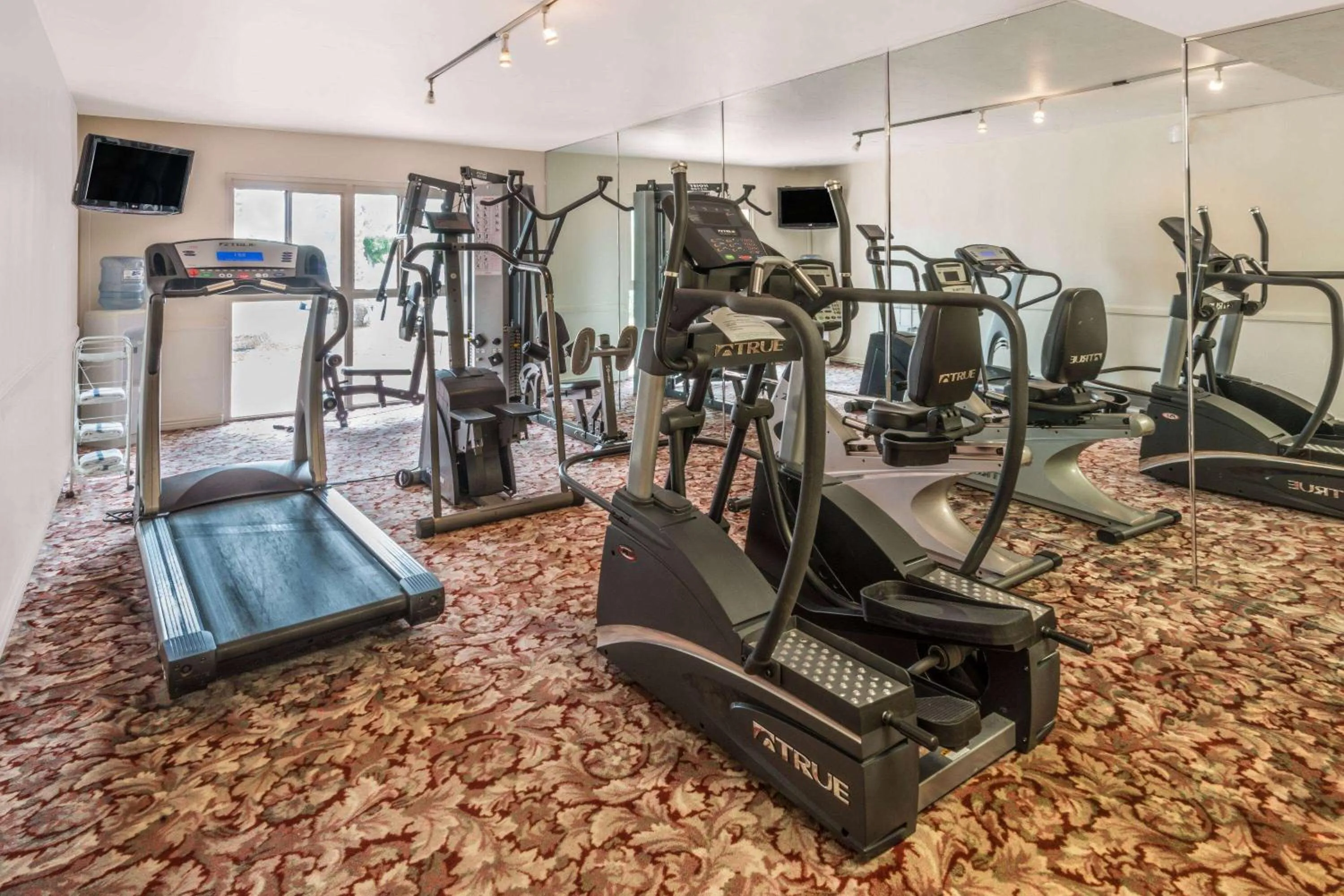 Fitness centre/facilities in Ramada by Wyndham Las Cruces Hotel & Conference Center