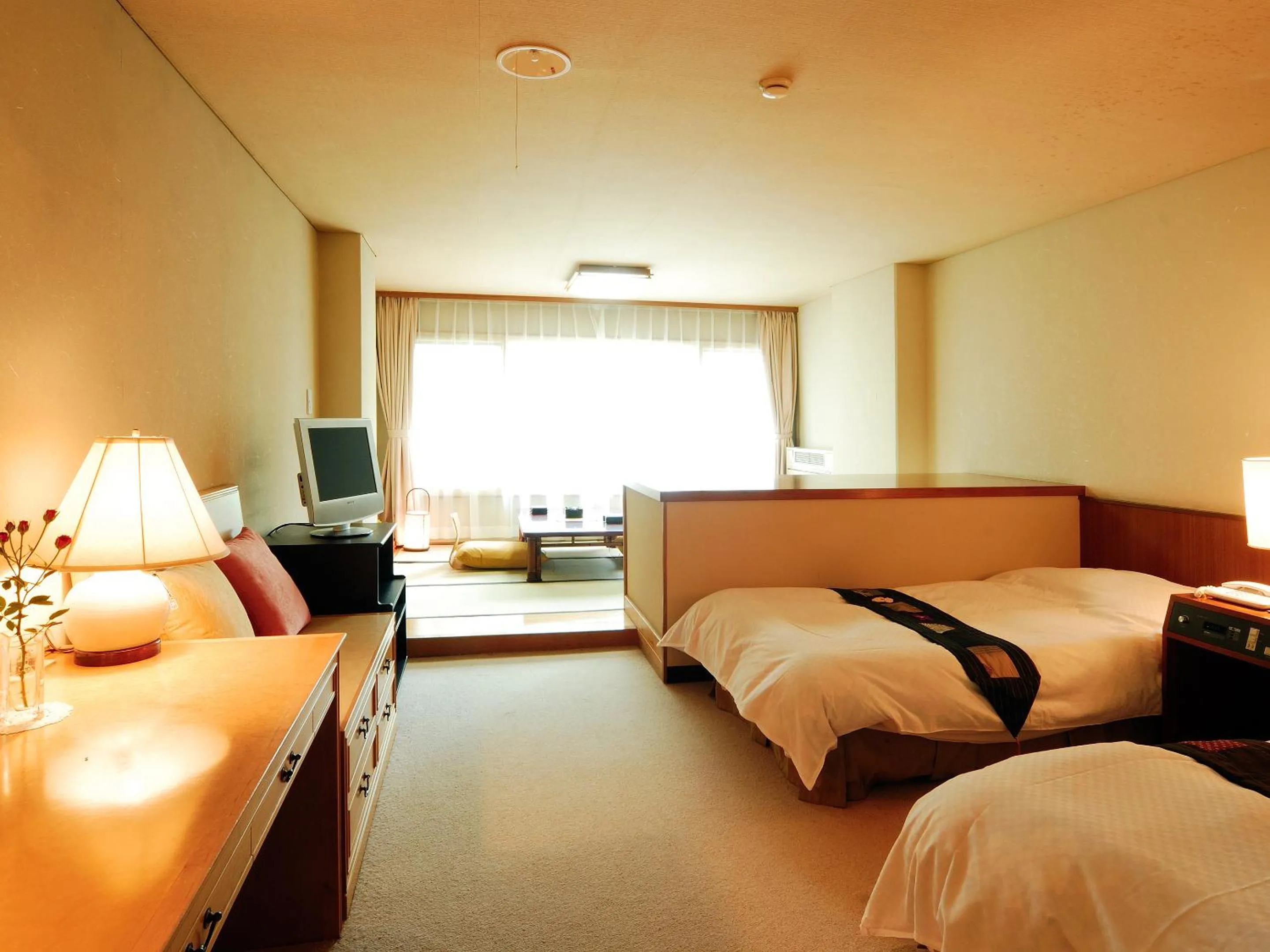 Room with Tatami Area - Dinner and Breakfast Included in Okunikko Konishi Hotel