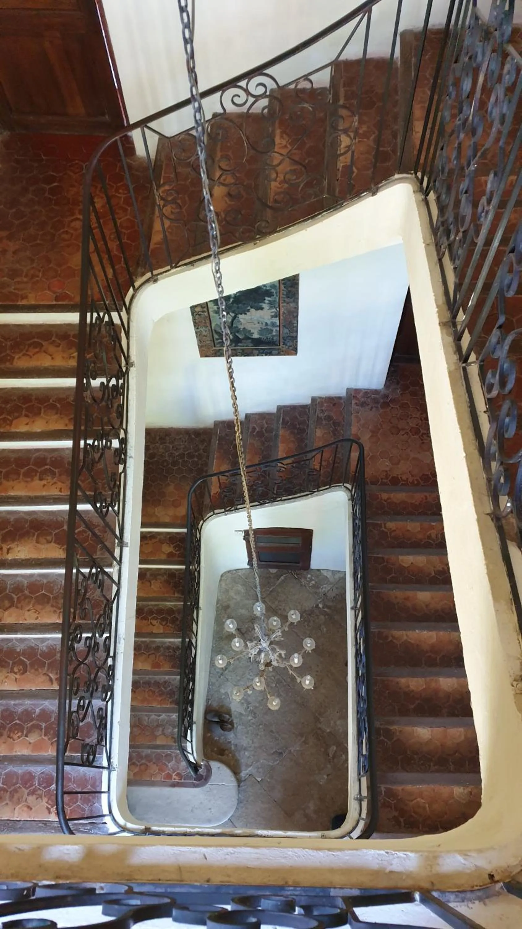 Property building in la bastide de l'adrech