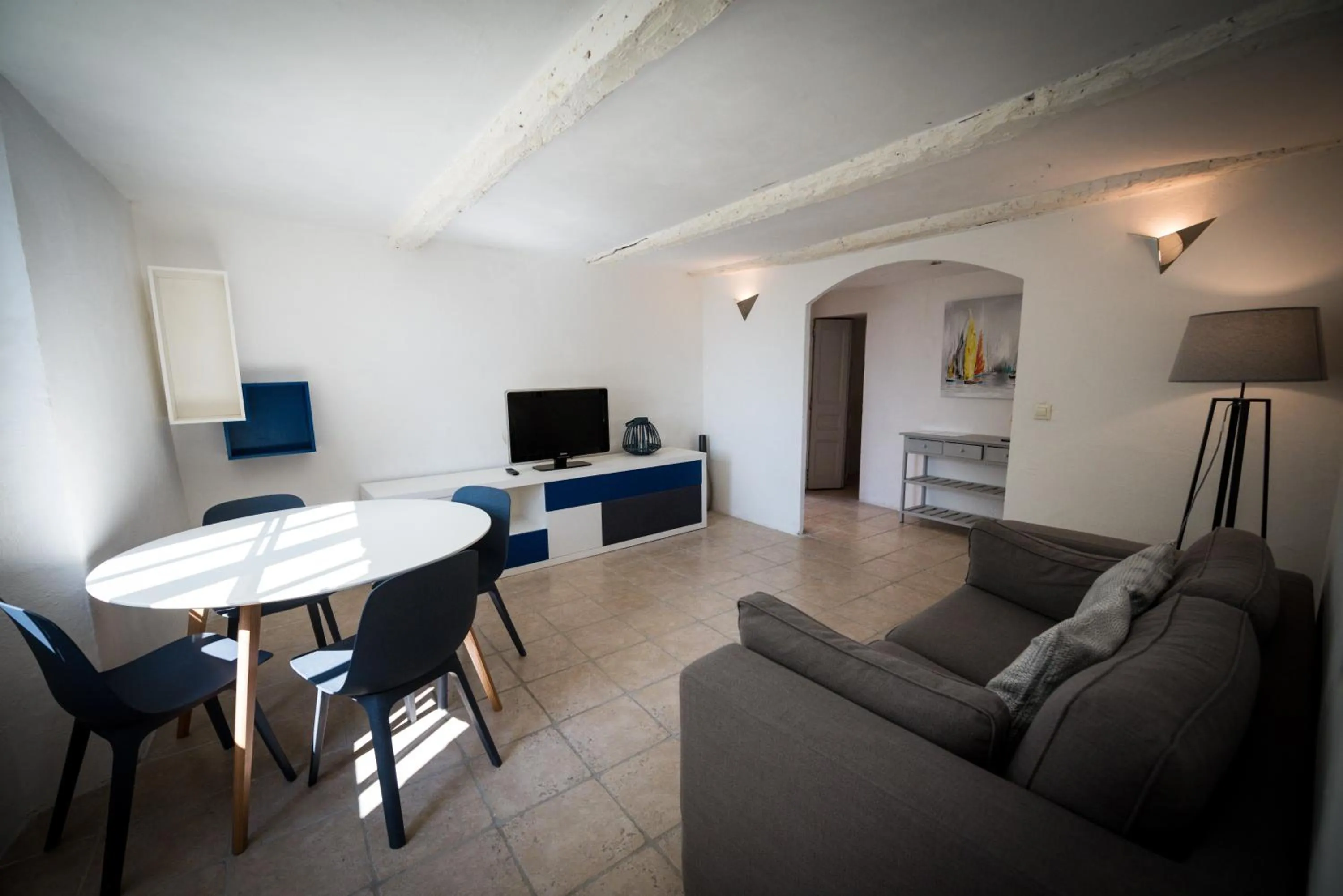 TV and multimedia in la bastide de l'adrech