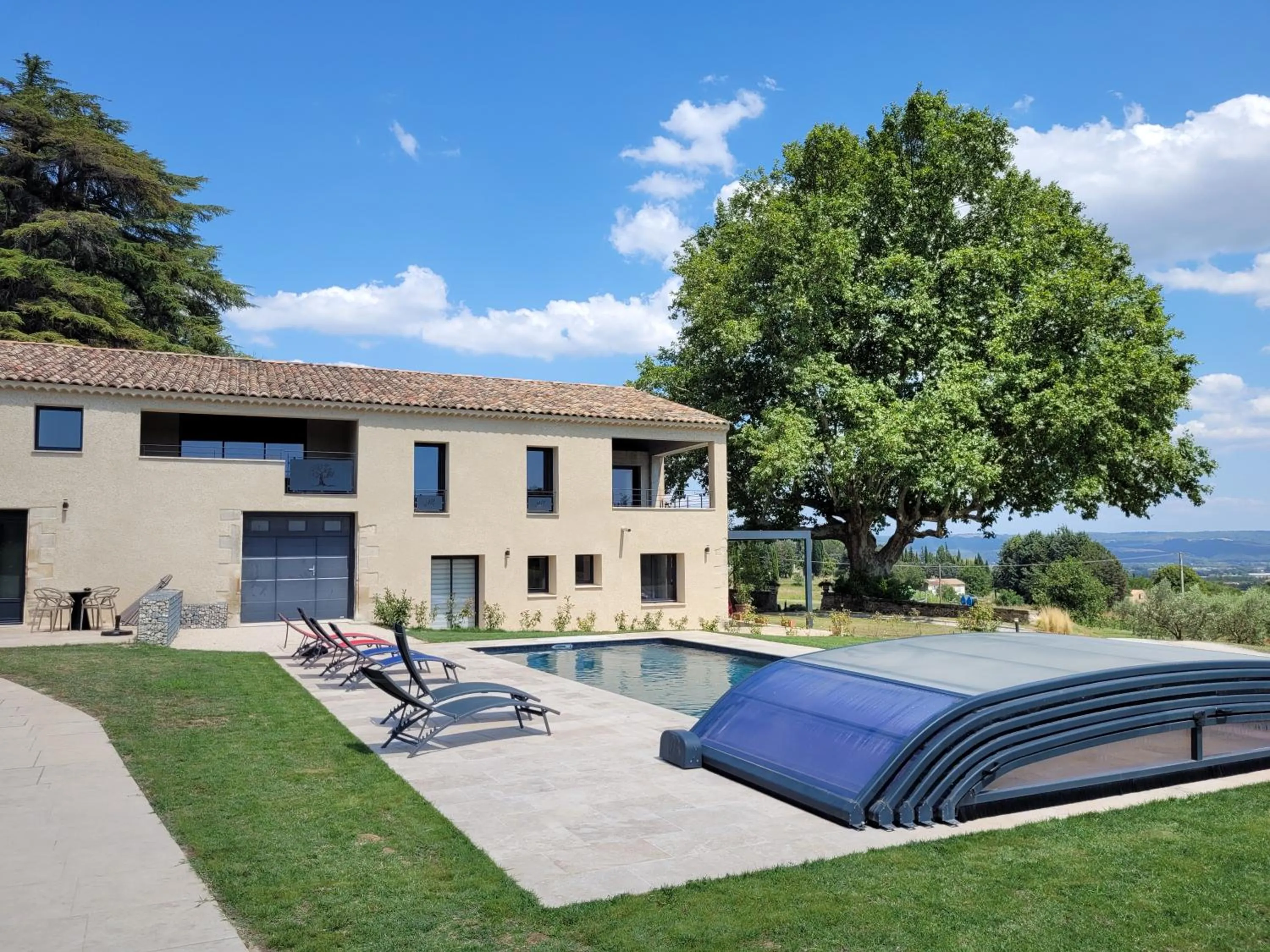 Property building in la bastide de l'adrech