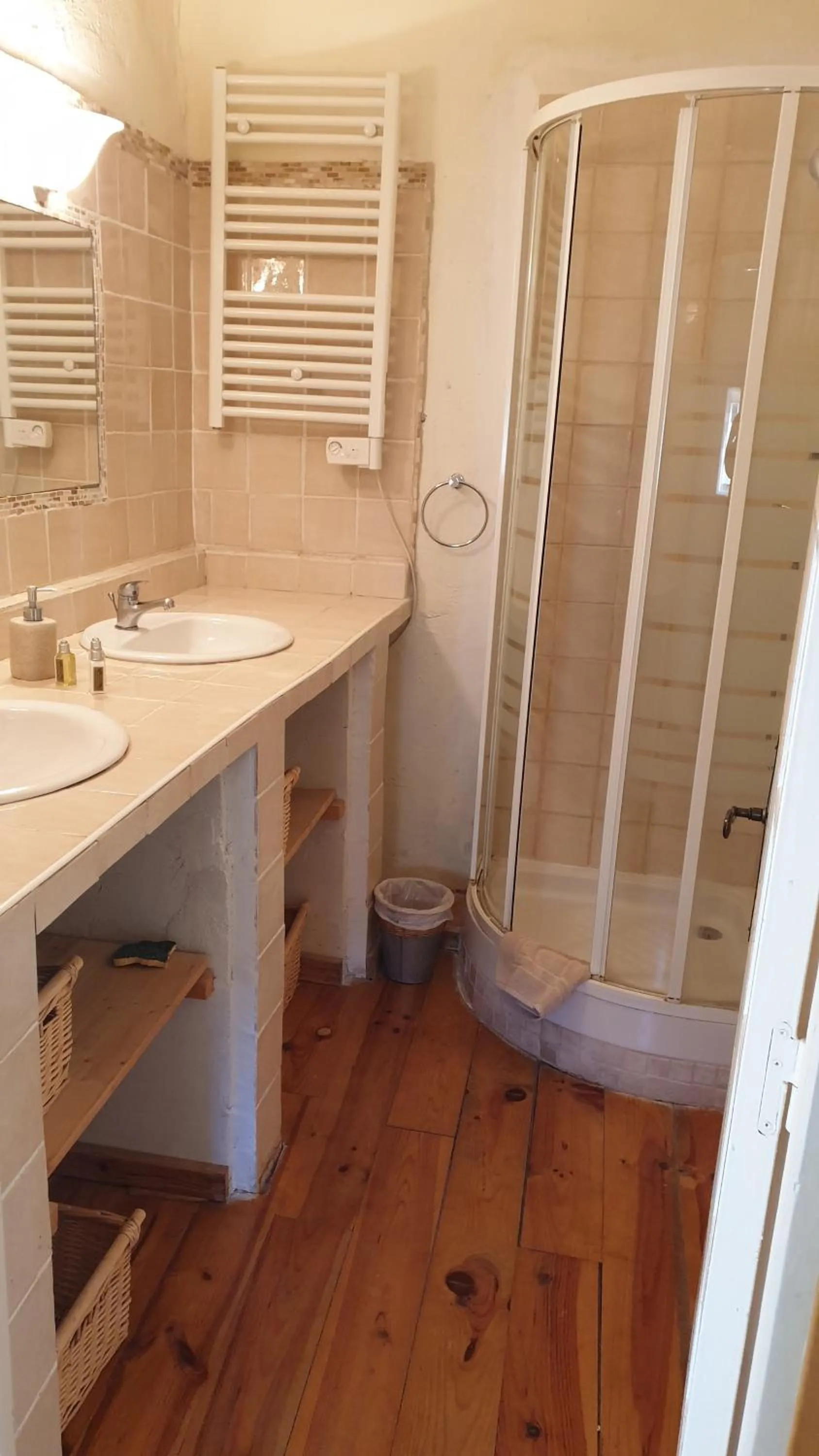 Bathroom in la bastide de l'adrech