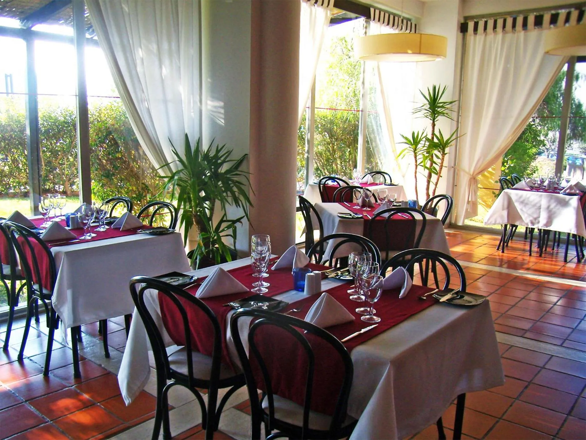 Restaurant/places to eat in Dom Pedro Portobelo