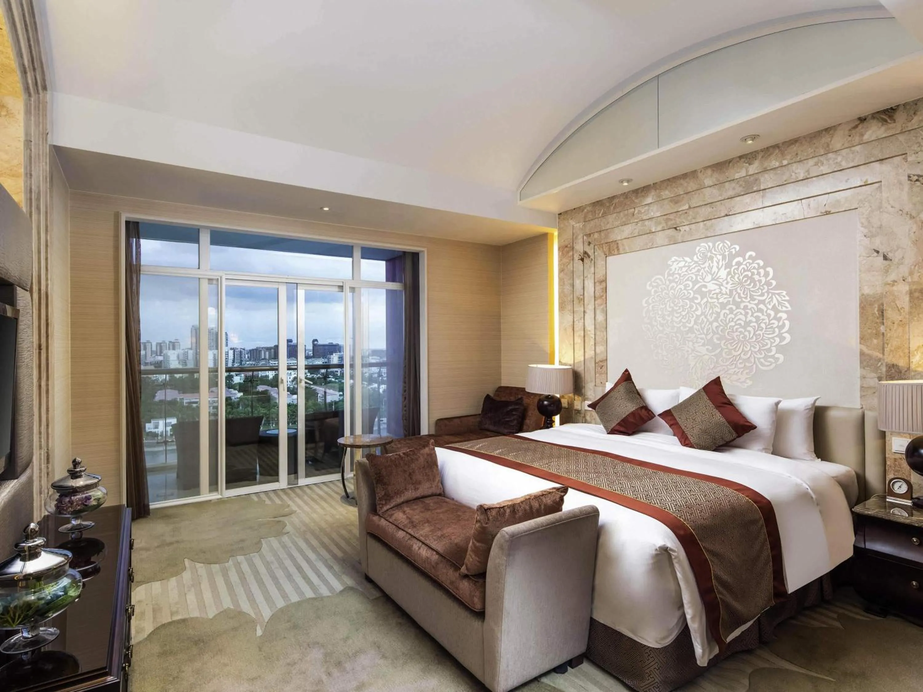 Bedroom, Bed in Pullman Haikou