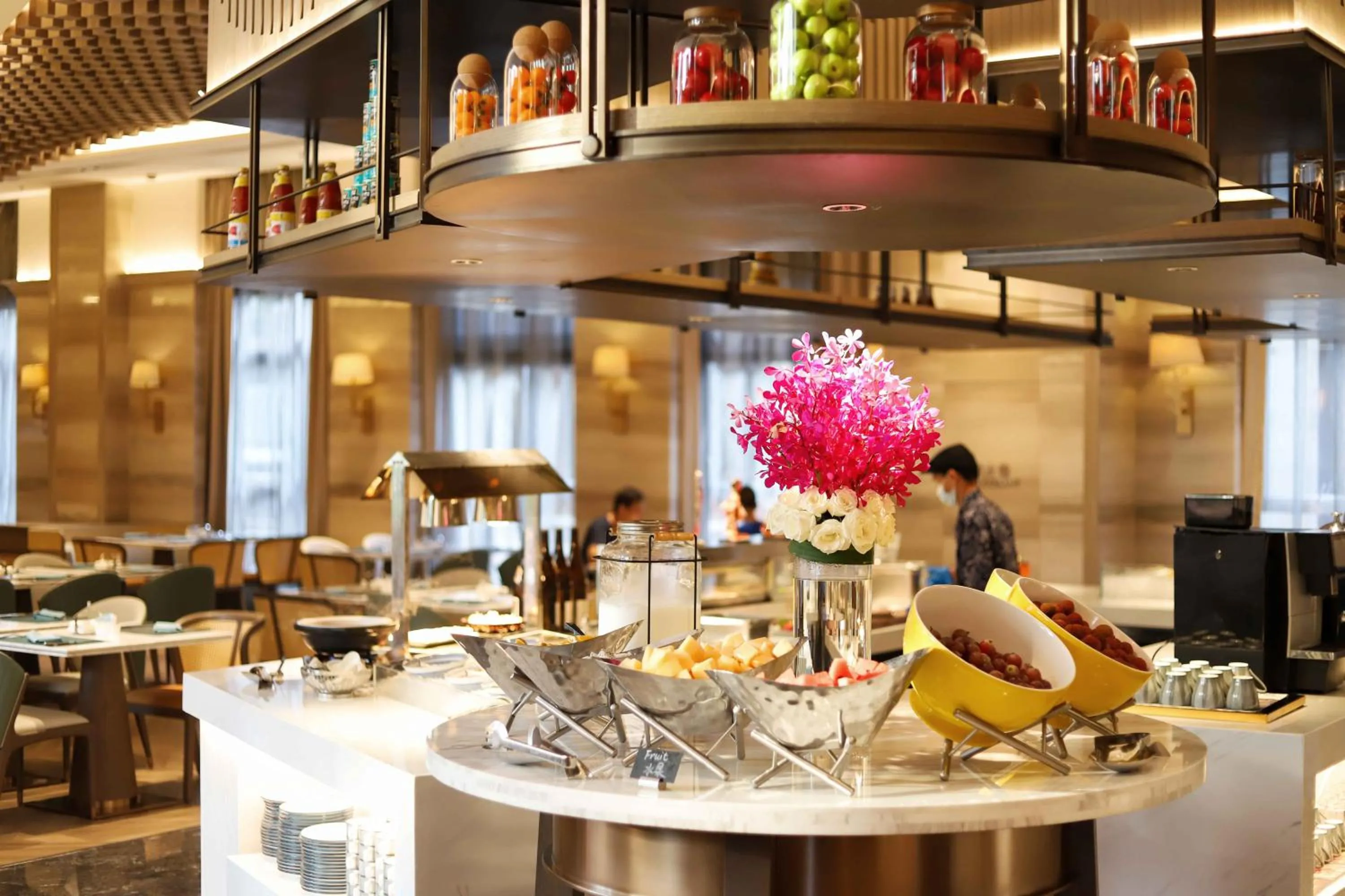 Restaurant/places to eat in Pullman Haikou