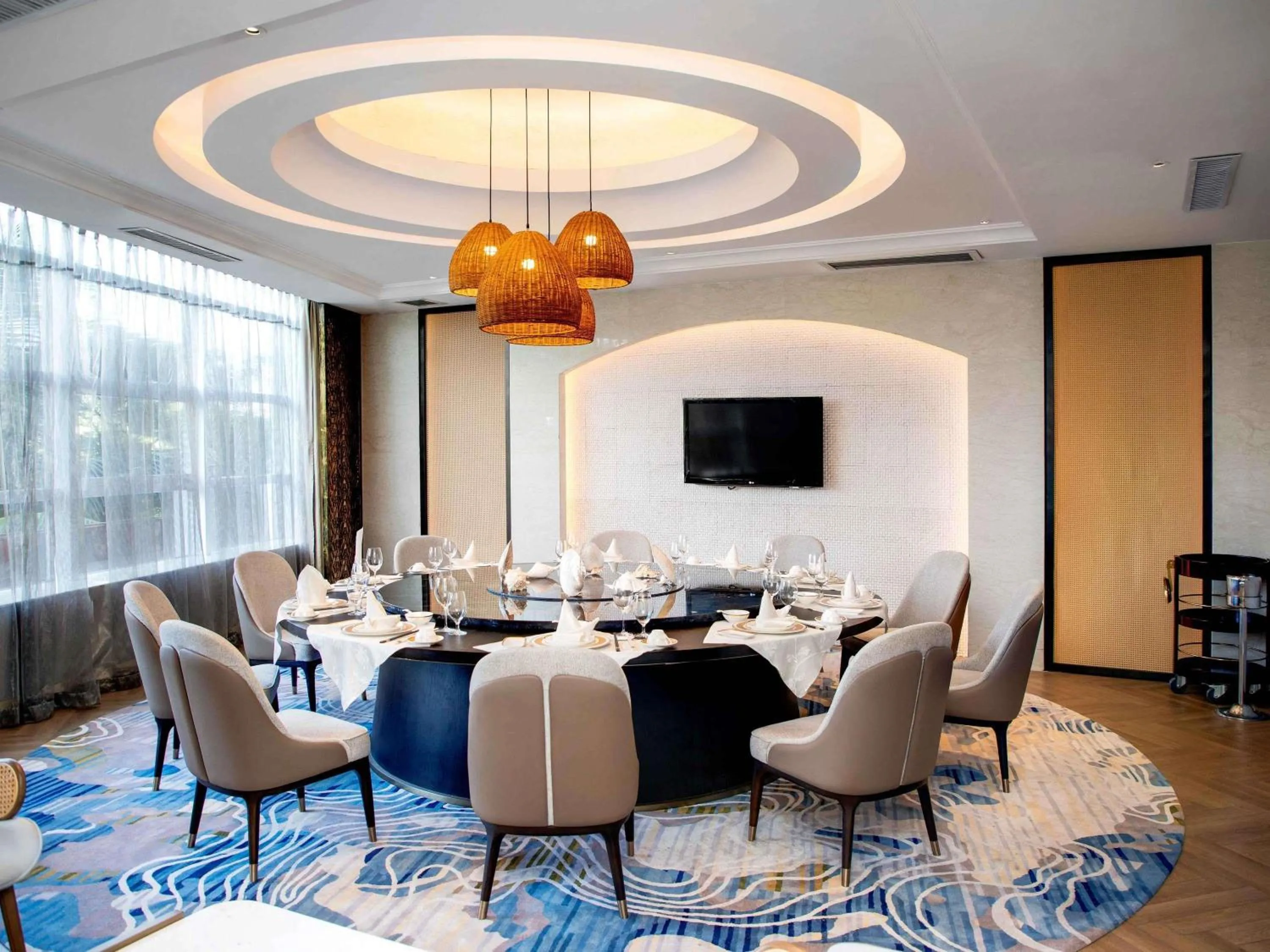 Restaurant/places to eat in Pullman Haikou