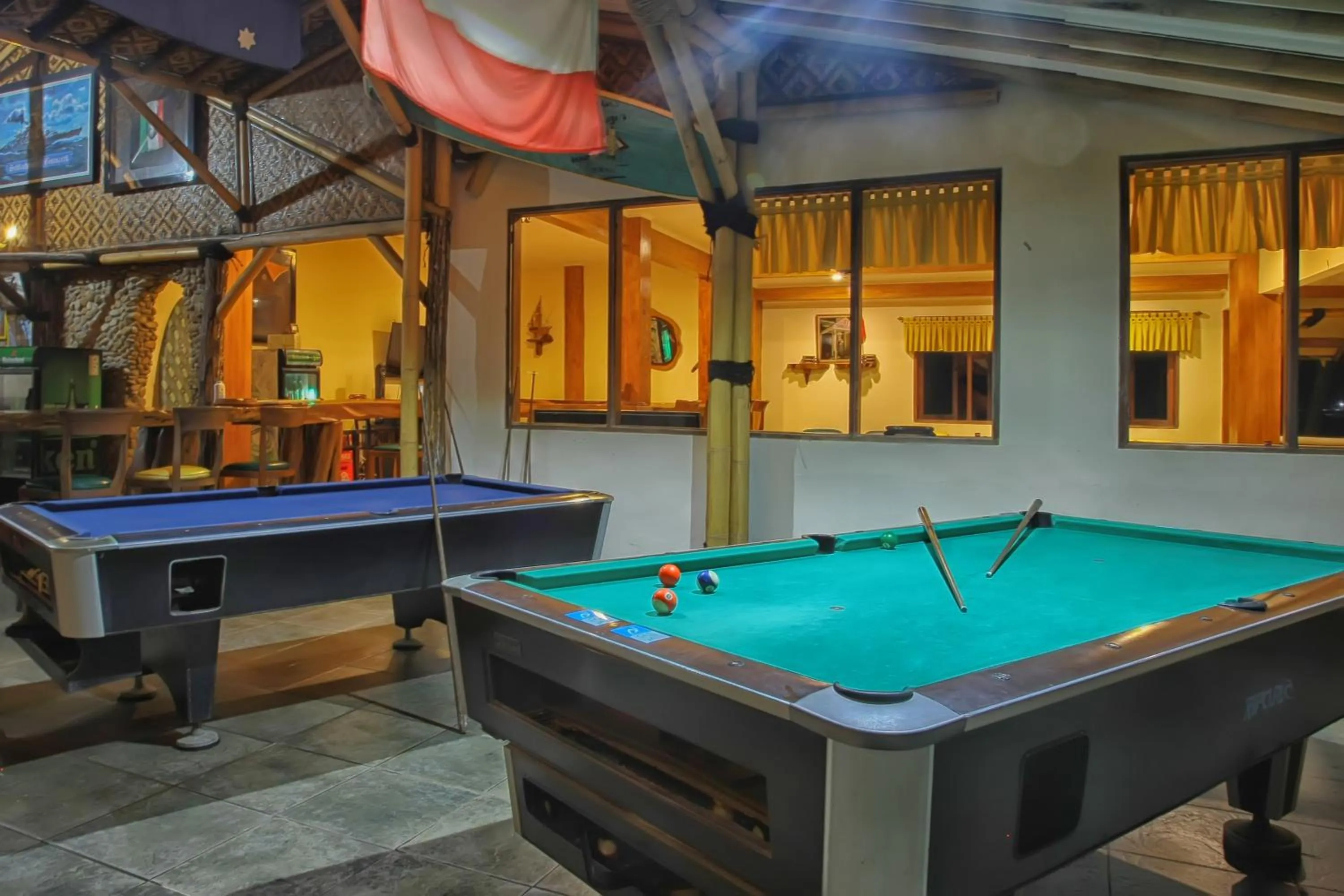 Billiard in 77 Sunset Plaza