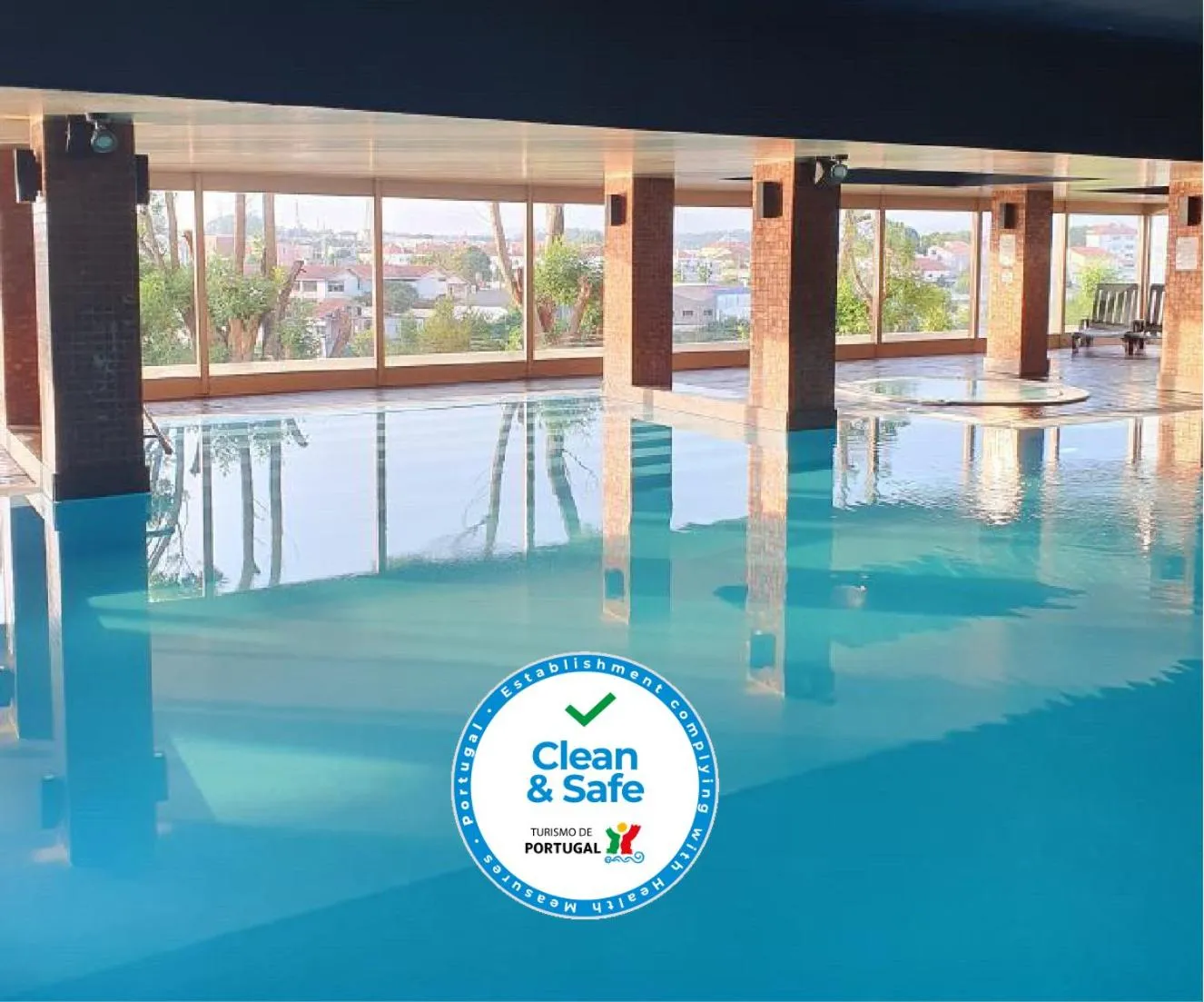 Swimming pool in Santana Hotel & SPA