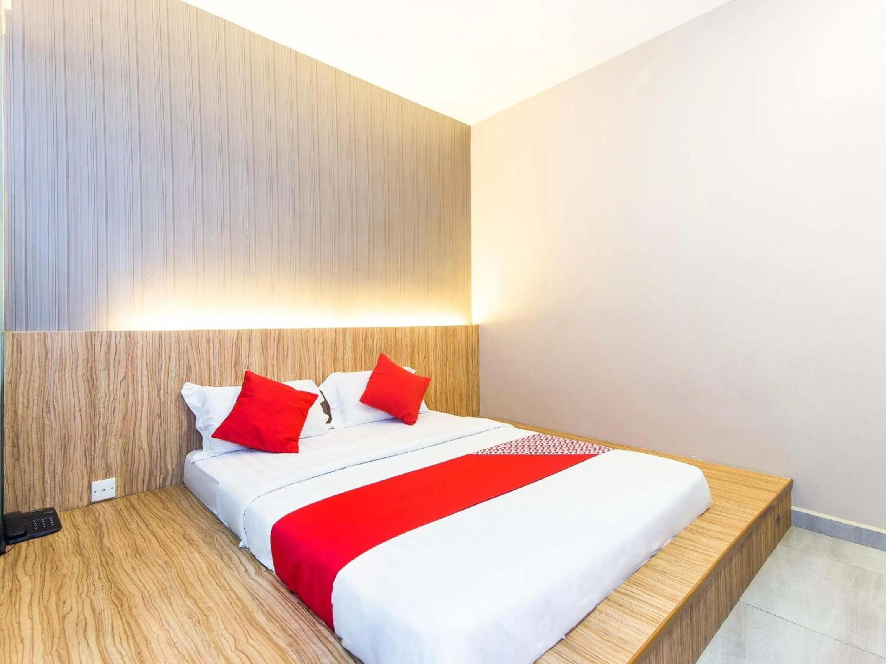 Photo of the whole room, Bed in Hotel O 340 Comfort Hotel