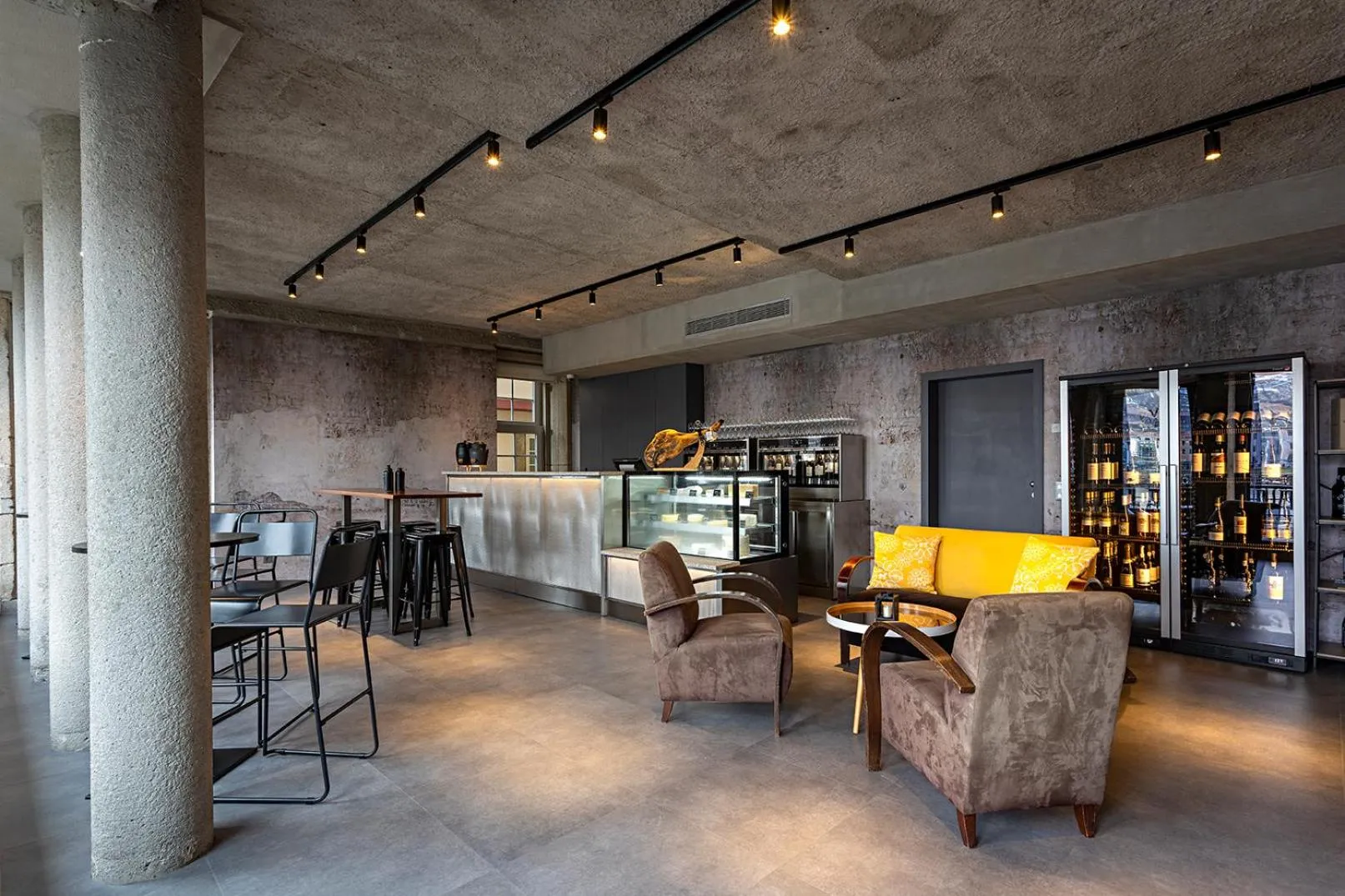 Lounge or bar in Pestana Vintage Porto Hotel & World Heritage Site