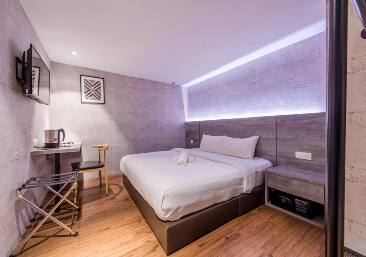 Budget King Room in Stella Hotel - Johor Bahru