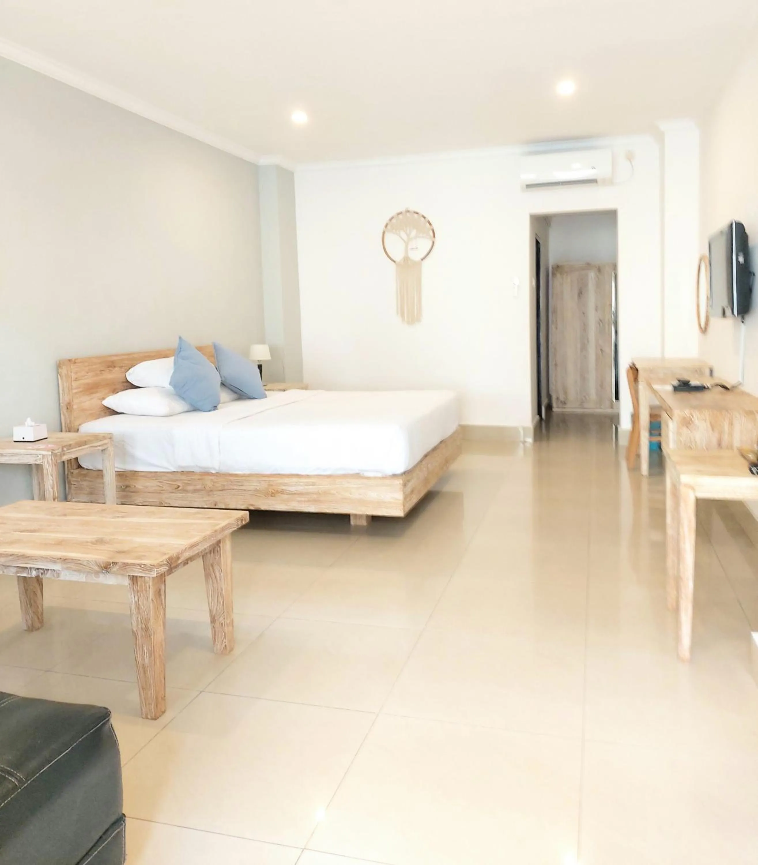 Bedroom, Bed in Radha Bali Hotel