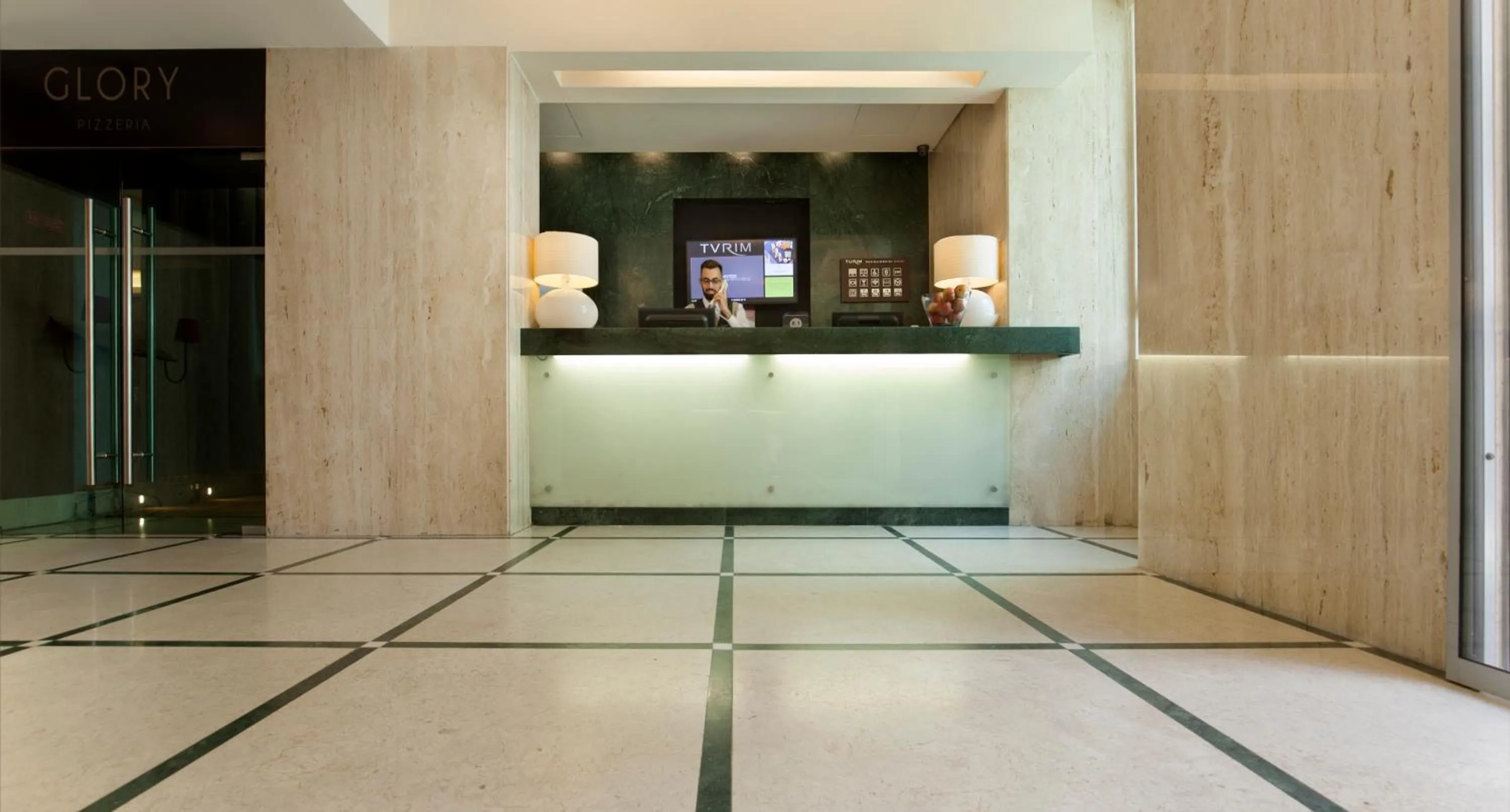 Lobby or reception in TURIM Restauradores Hotel