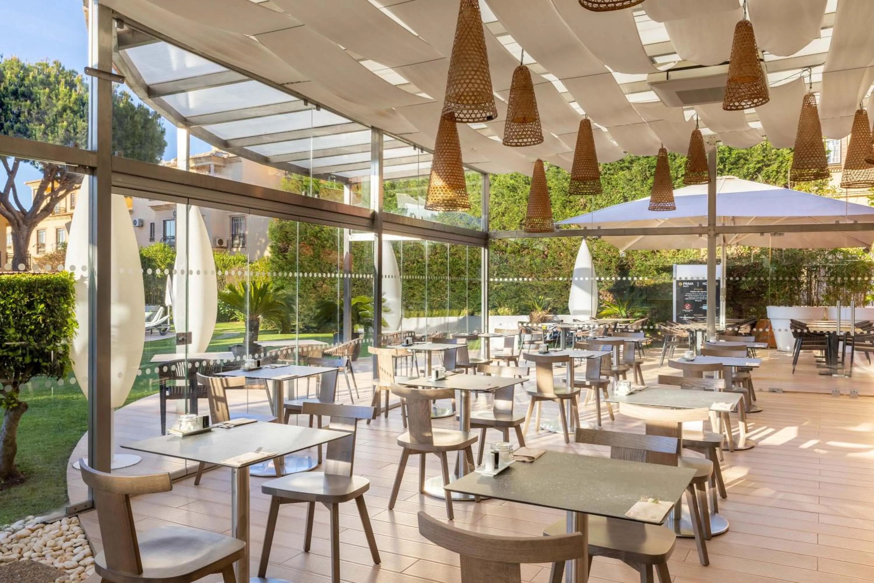 Restaurant/places to eat in Quinta Pedra Dos Bicos