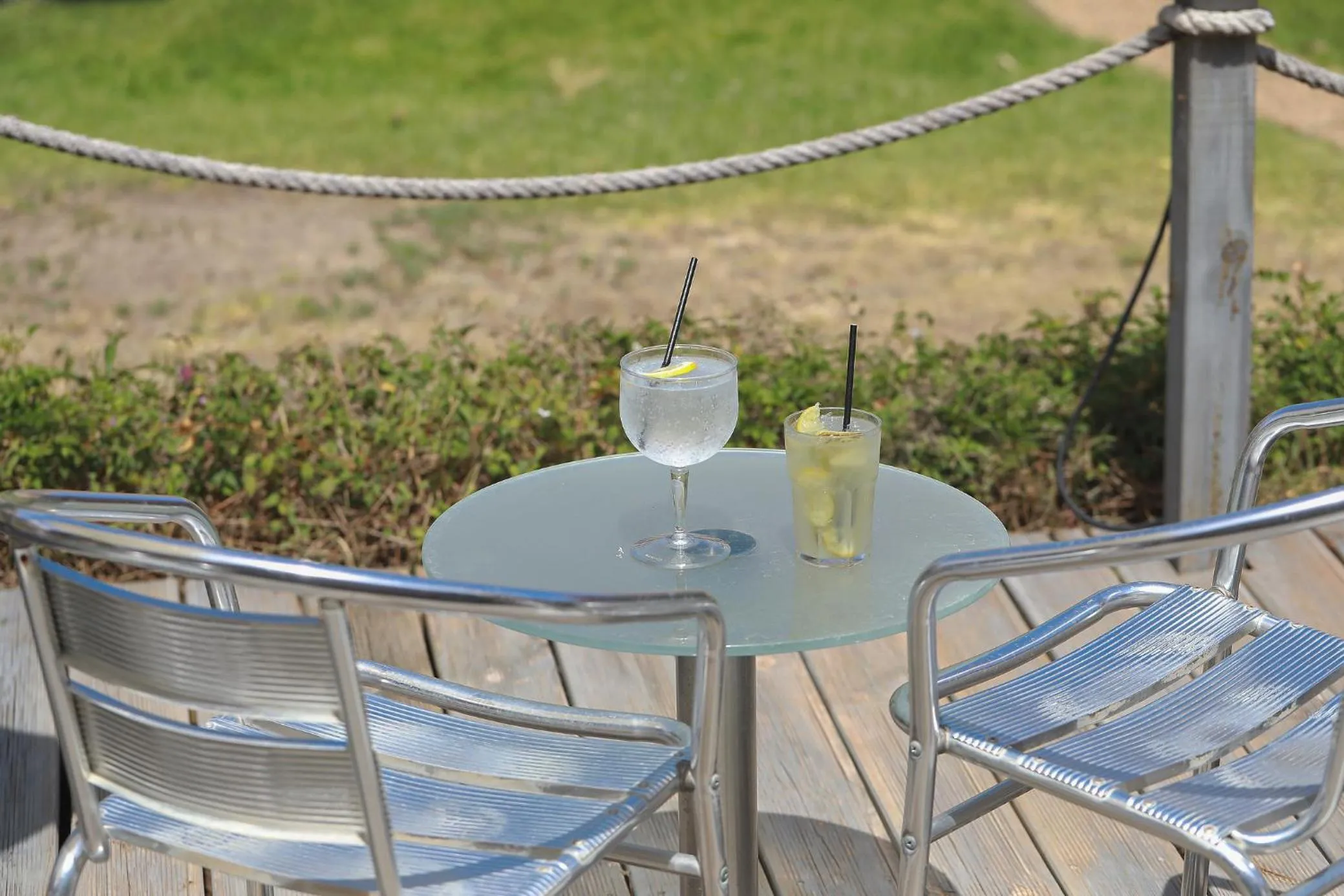 Food and drinks in Clube Maria Luisa