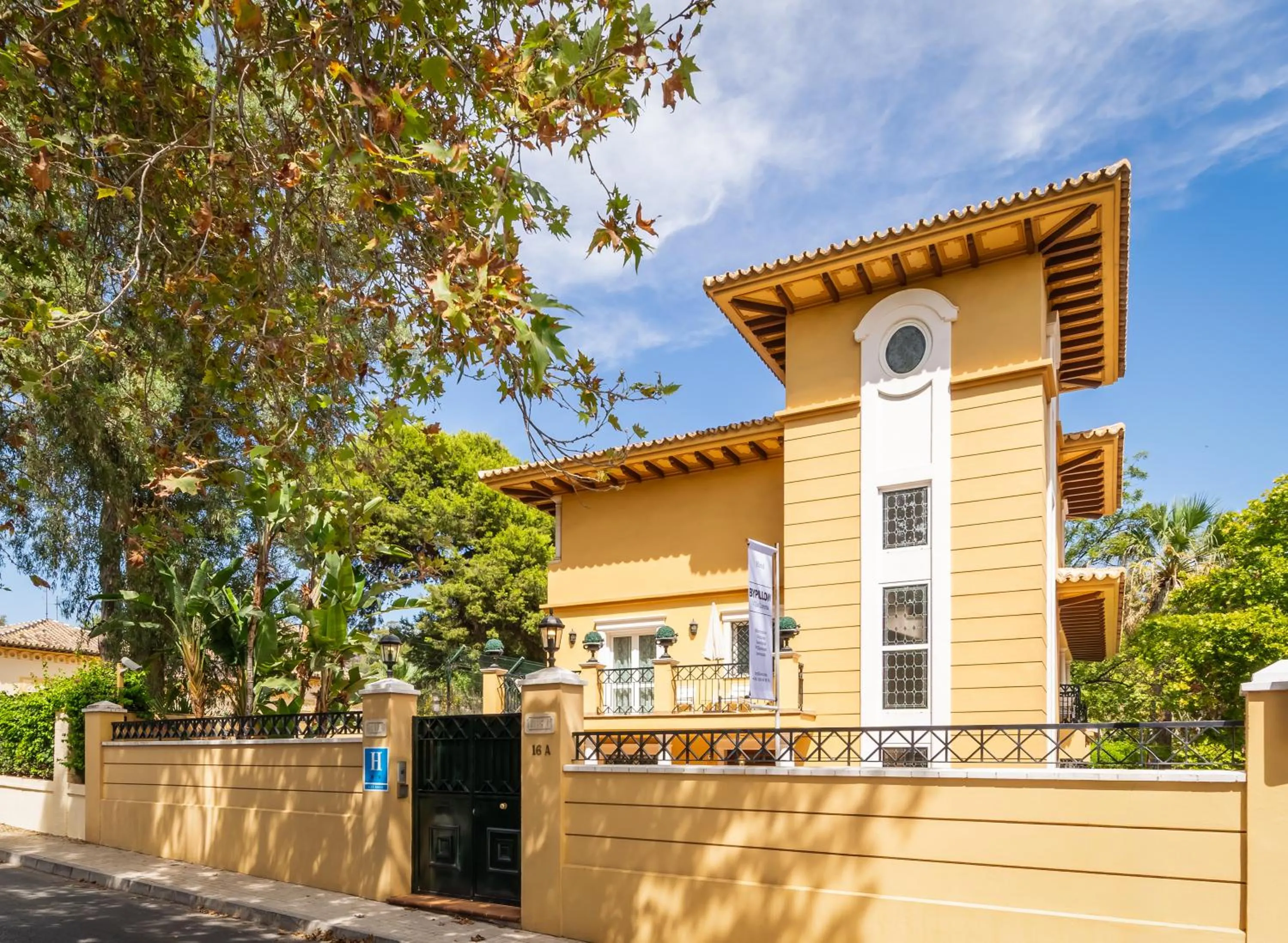 Facade/entrance in BYPILLOW Villa Lorena Adults Recommended