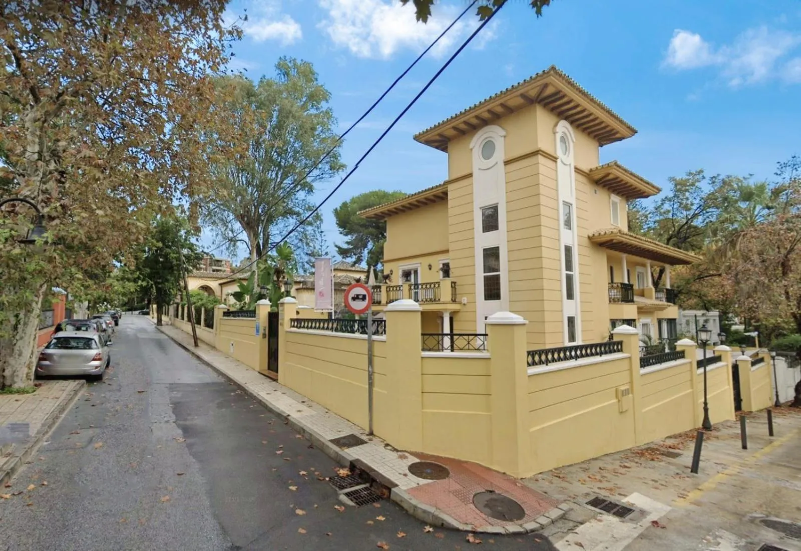 Facade/entrance in Hotel Boutique Villa Lorena by Charming Stay Adults Recommended