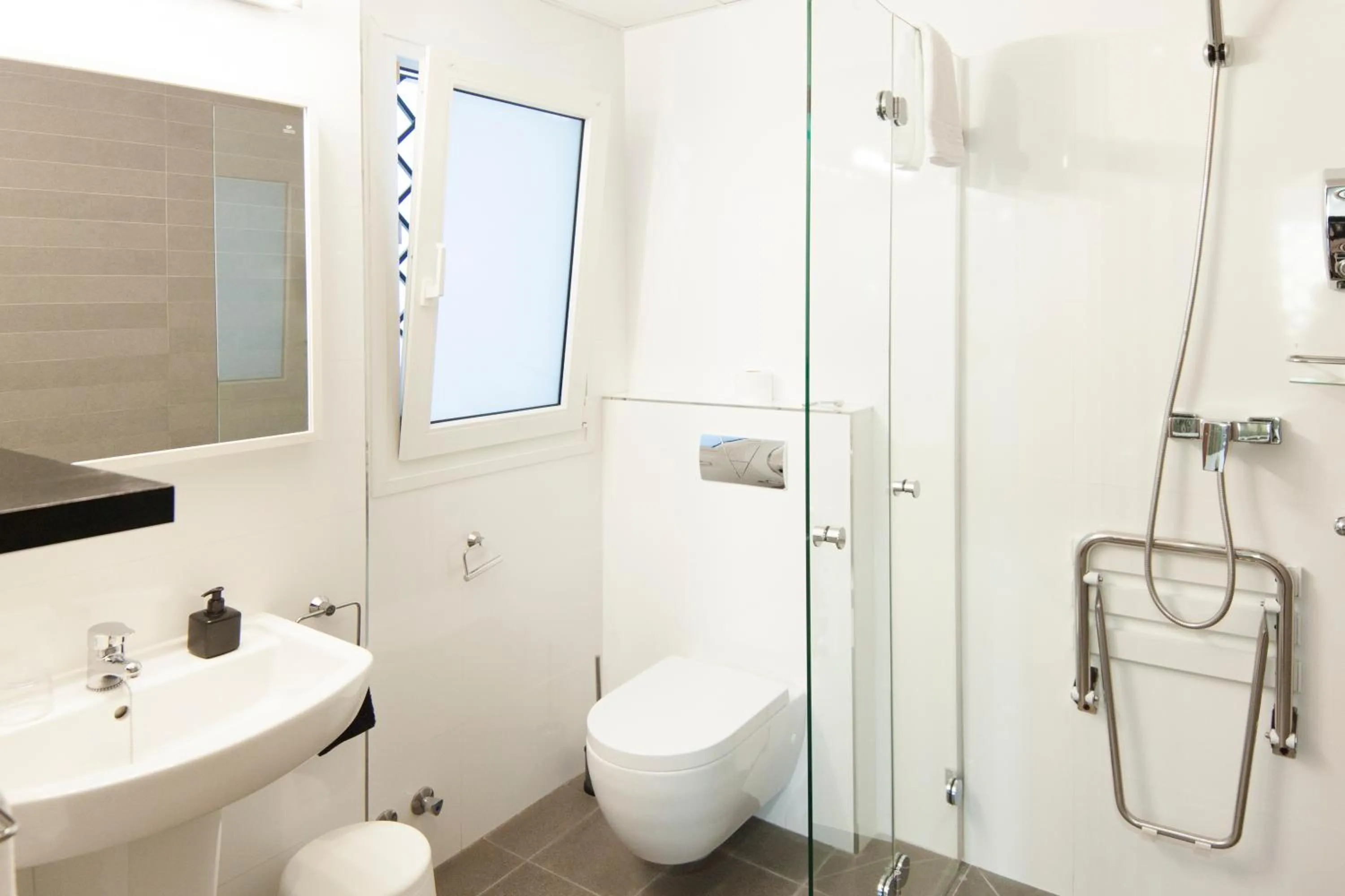 Toilet in Hotel Boutique Villa Lorena by Charming Stay Adults Recommended