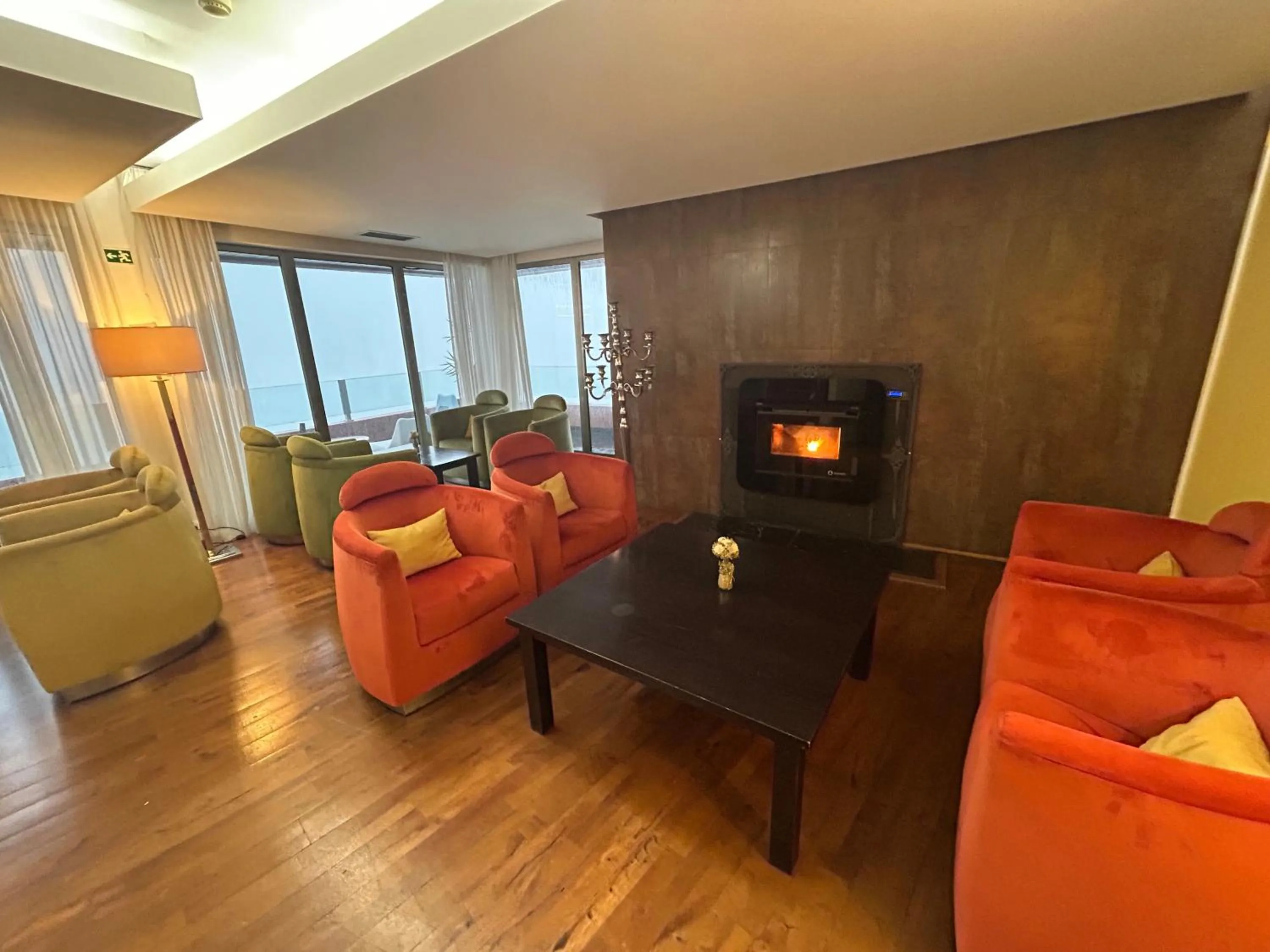 Lounge or bar in Luna Hotel dos Carqueijais - Serra da Estrela