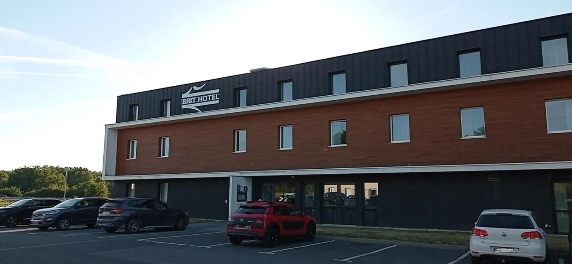 Property Building in Brit Hotel La Fleur de Rhuys