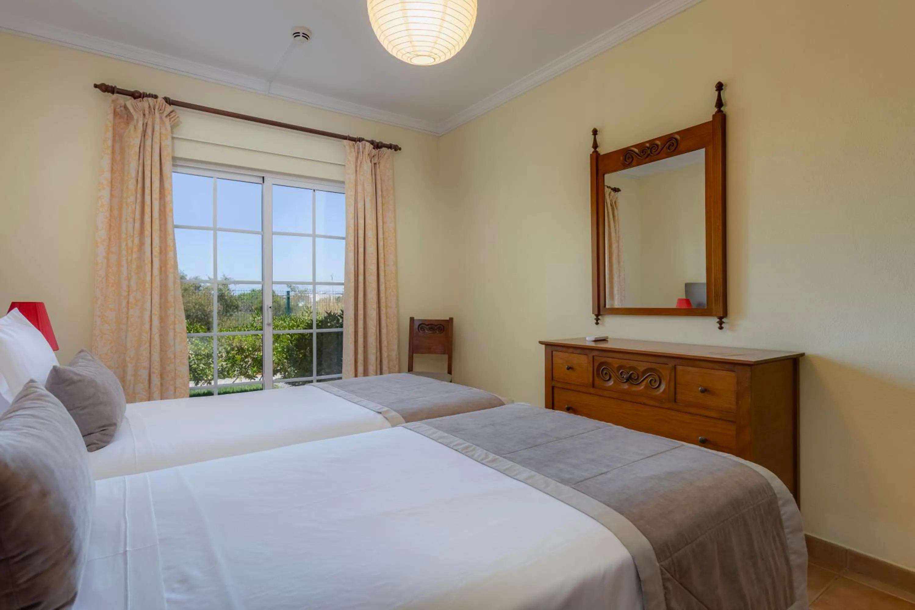 Bedroom, Bed in Villas Barrocal