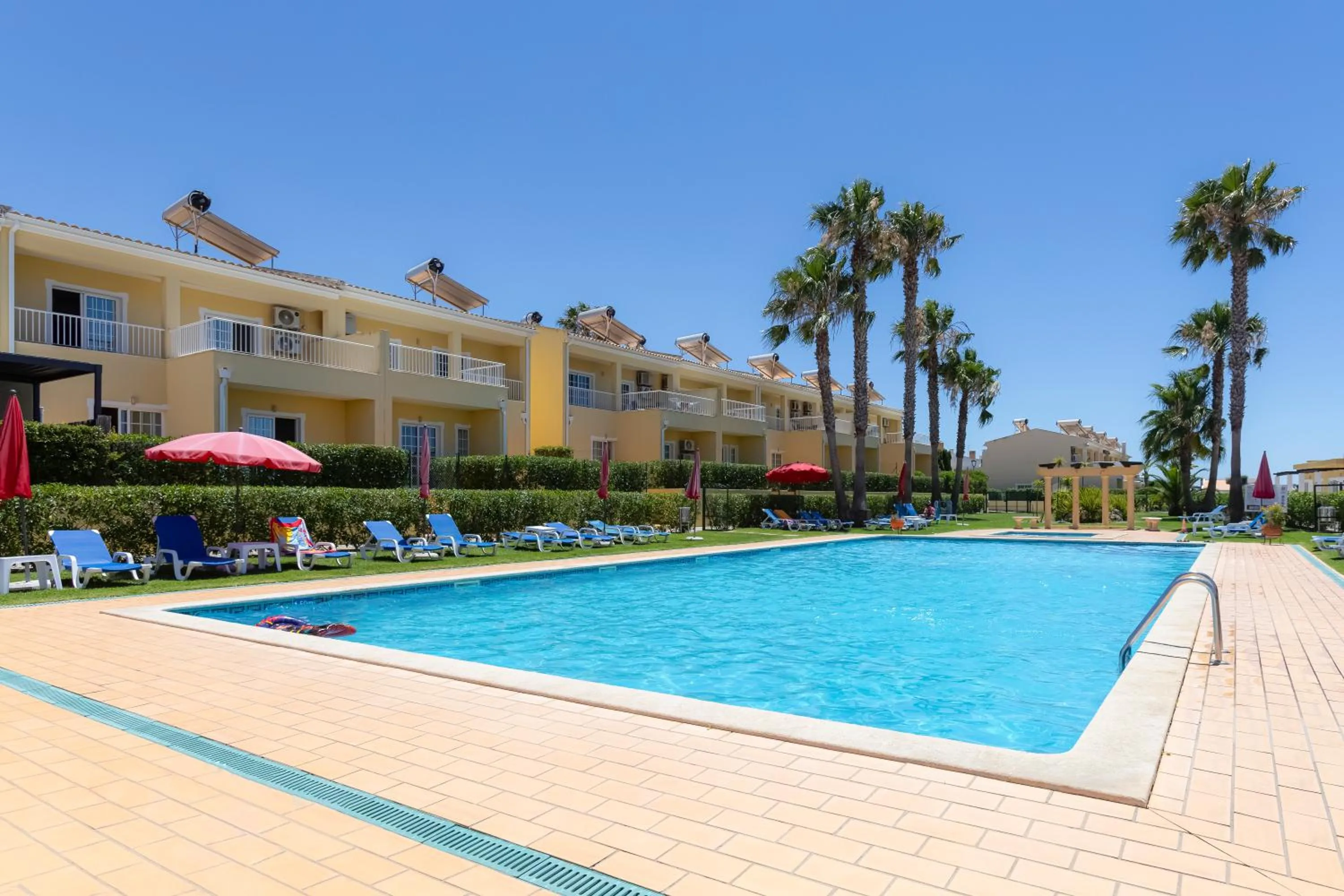 Pool view in Villas Barrocal
