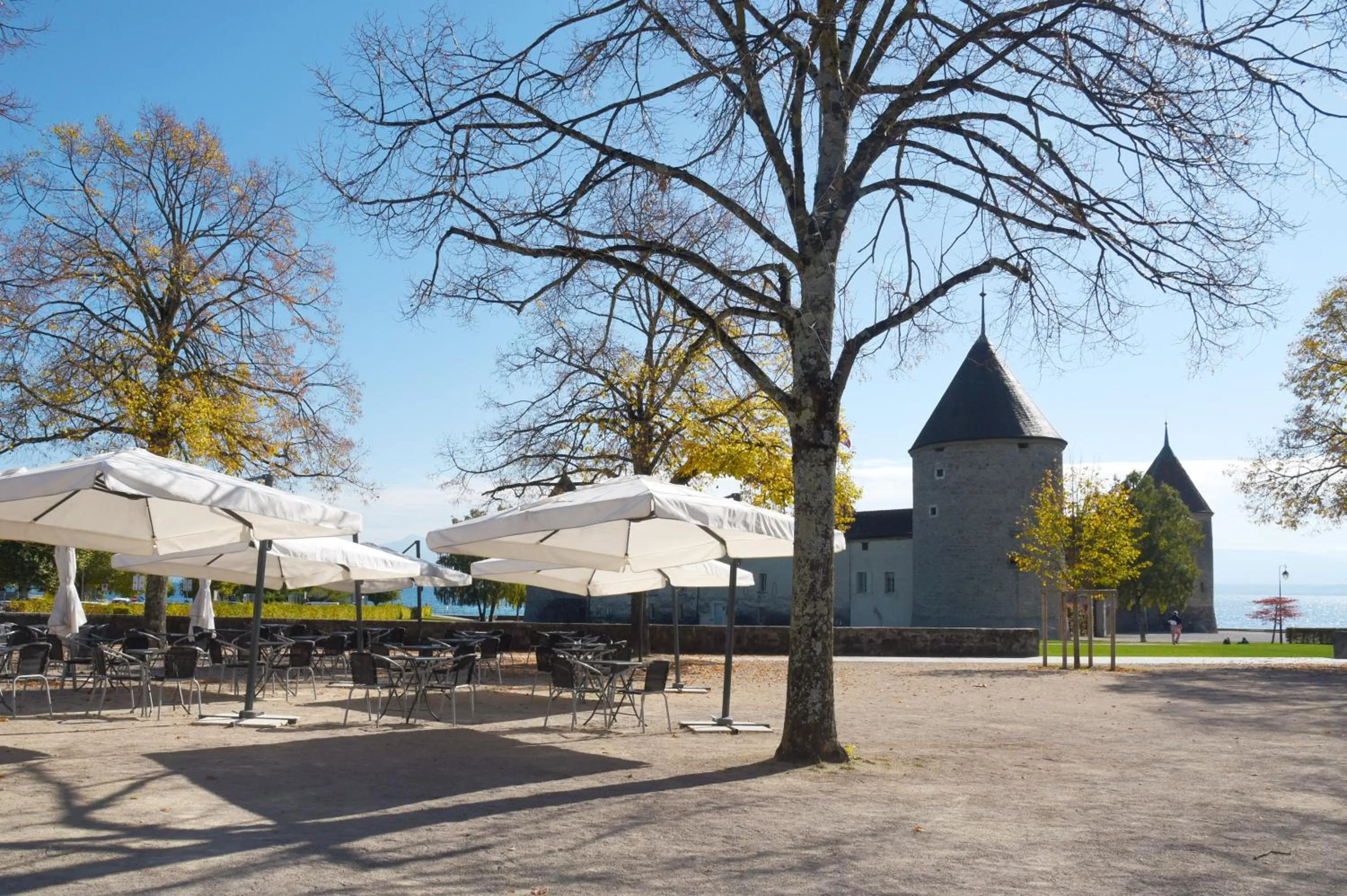 Property building in L'Hôtel by Hostellerie du Château