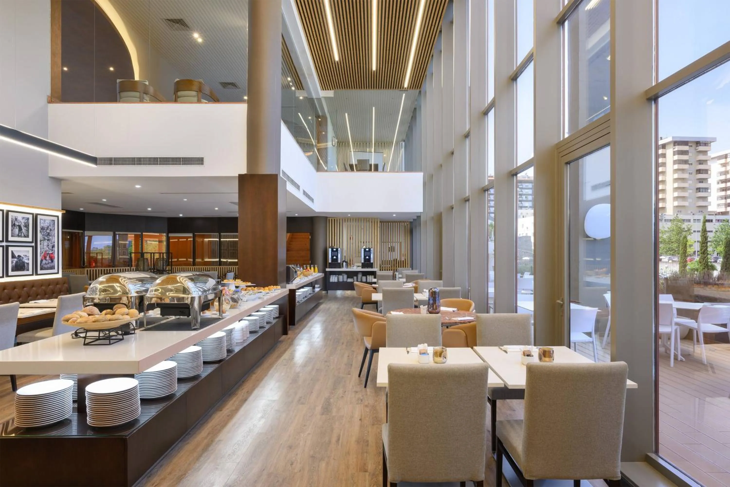 Property building in Hotel Coimbra Aeminium Affiliated by Meliá