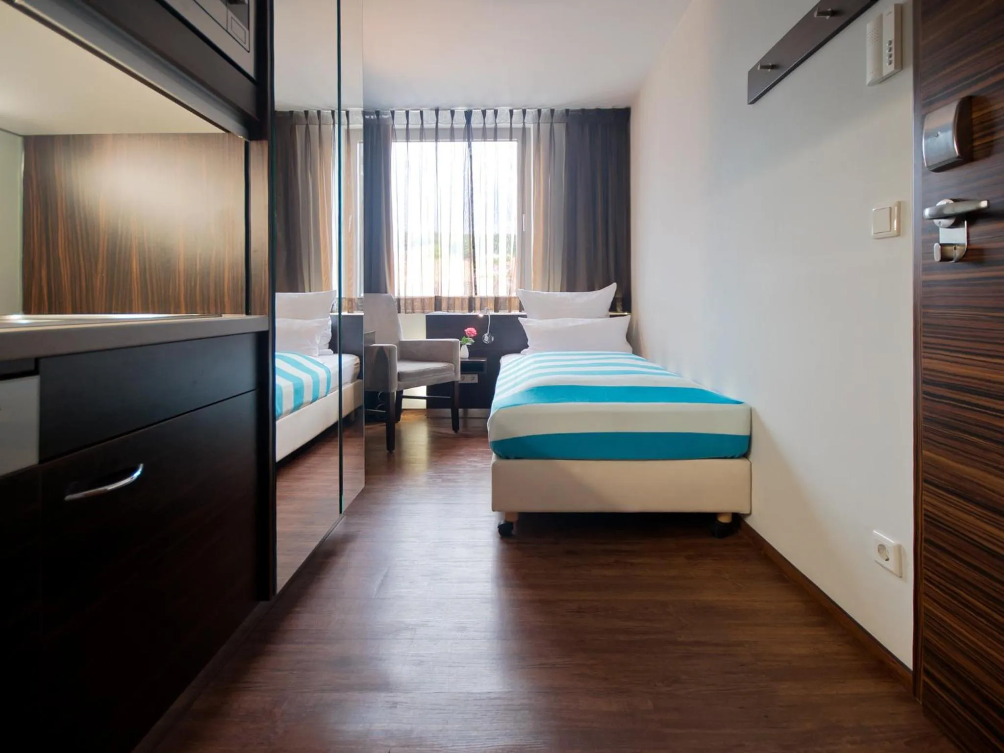 Photo of the whole room, Bed in Boardinghouse Bielefeld