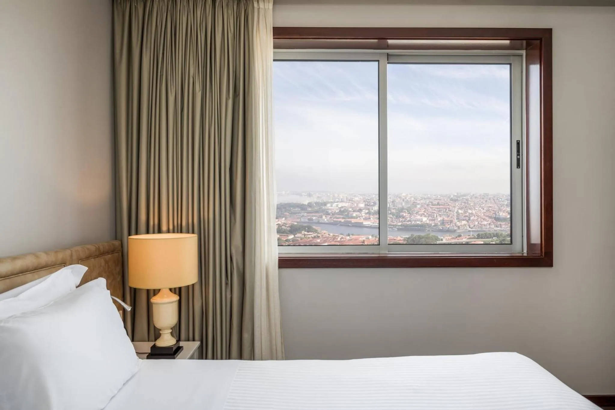 Photo of the whole room, Bed in Holiday Inn Porto Gaia by IHG