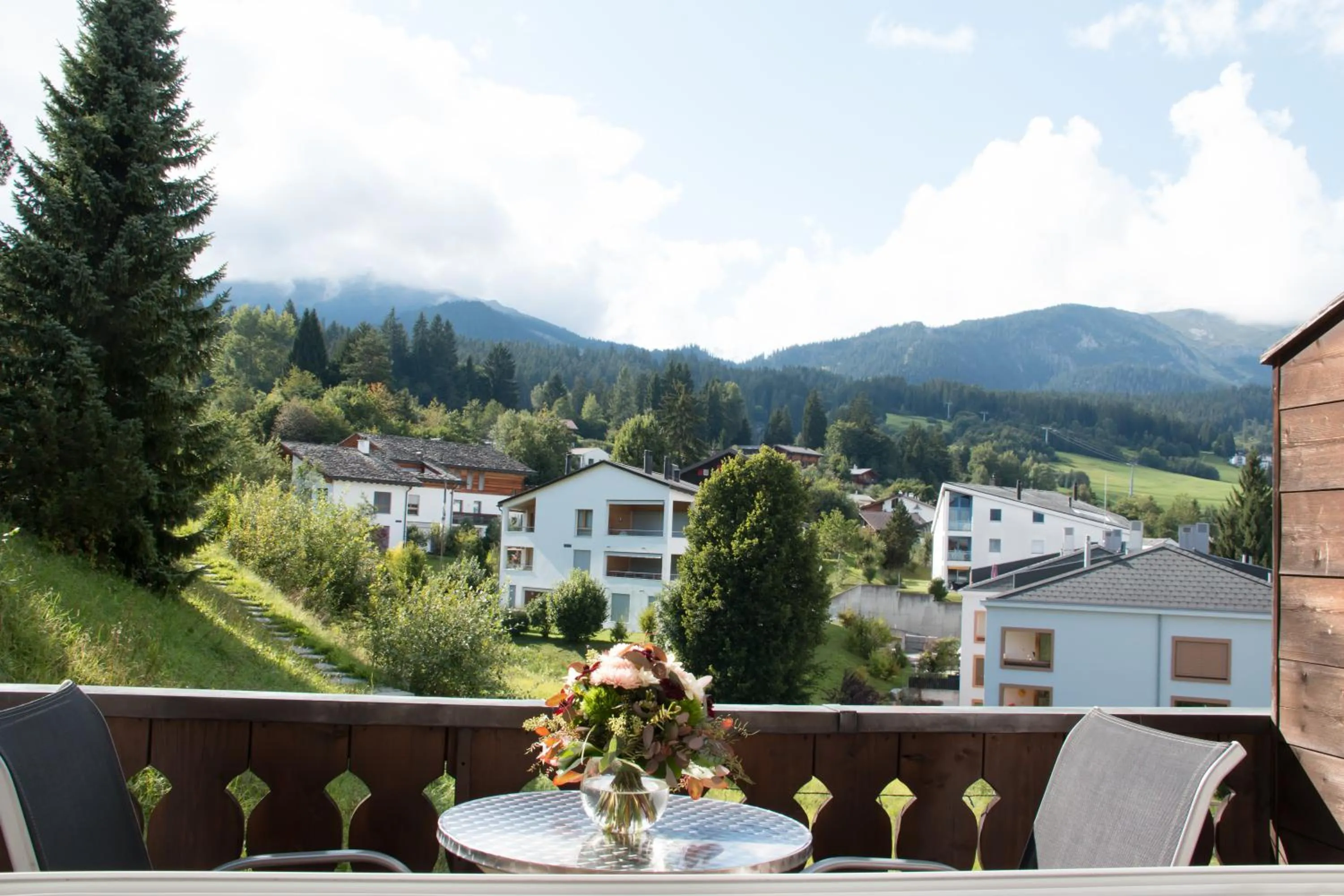 Mountain view in Hotel Restaurant Chesa