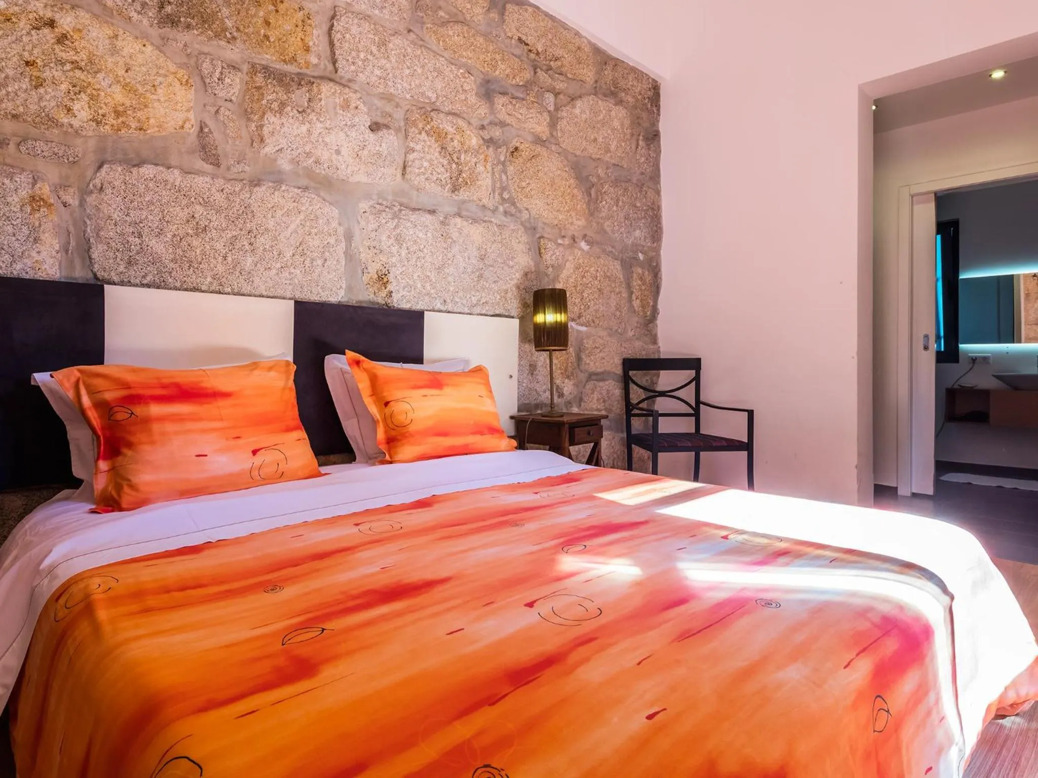 Bedroom, Bed in Pedra Iberica