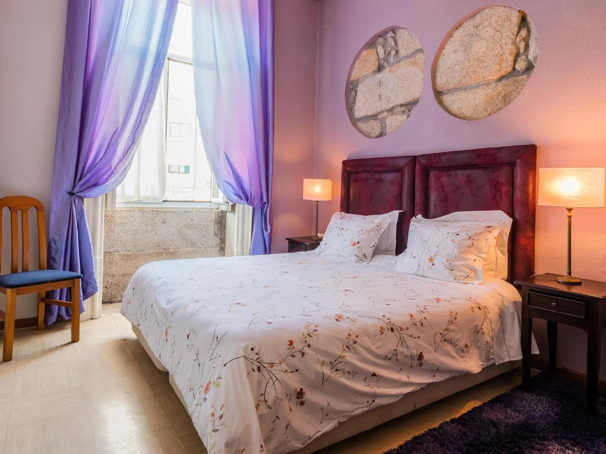 Bedroom, Bed in Pedra Iberica