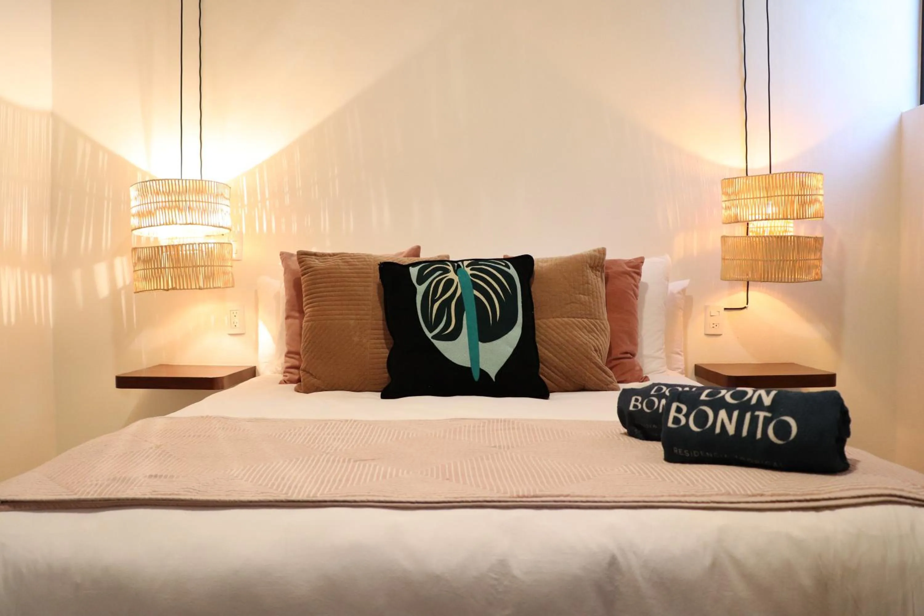 Decorative detail, Bed in Residencia Tropical Don Bonito