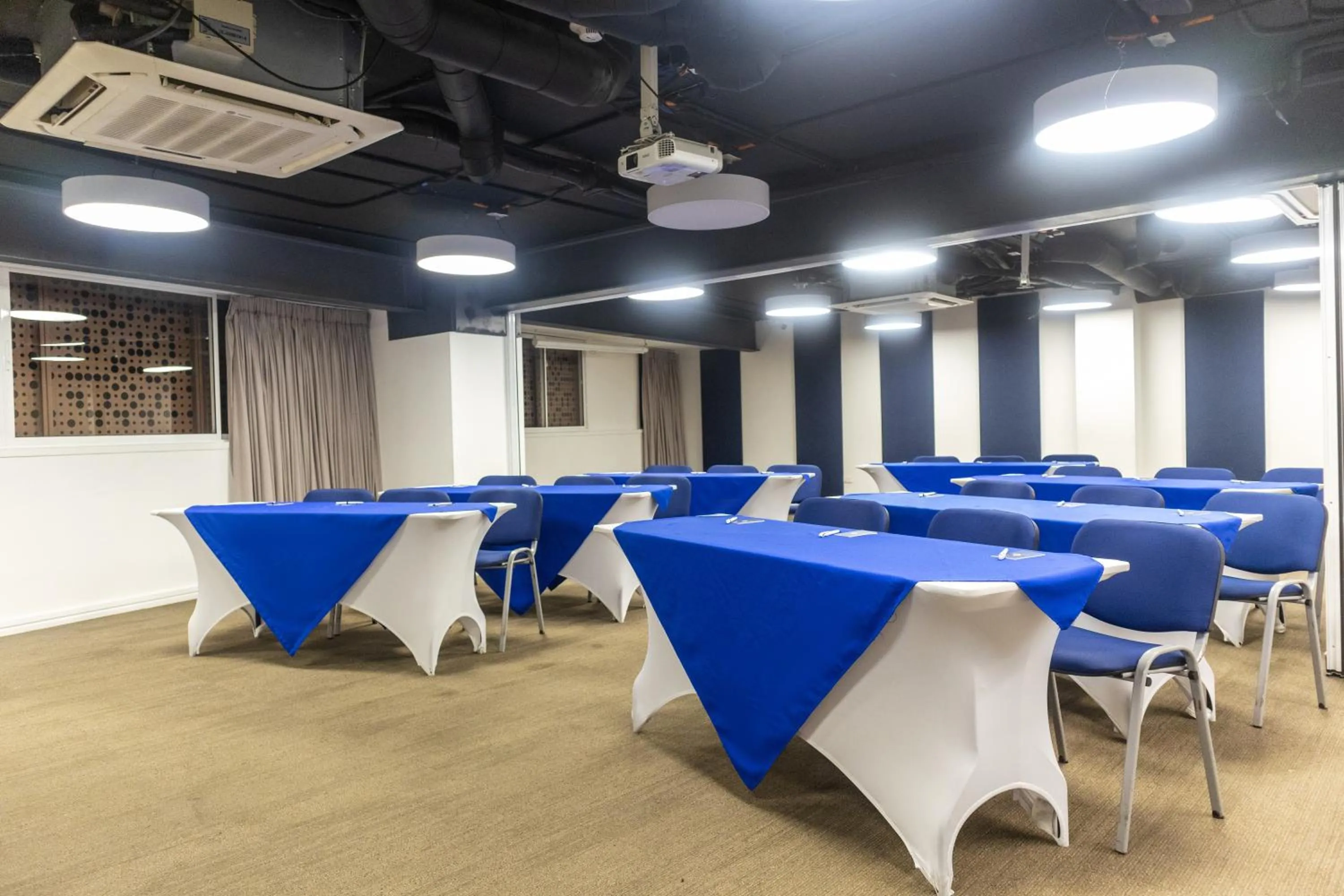 Meeting/conference room in Faranda Collection Cali, a member of Radisson Individuals
