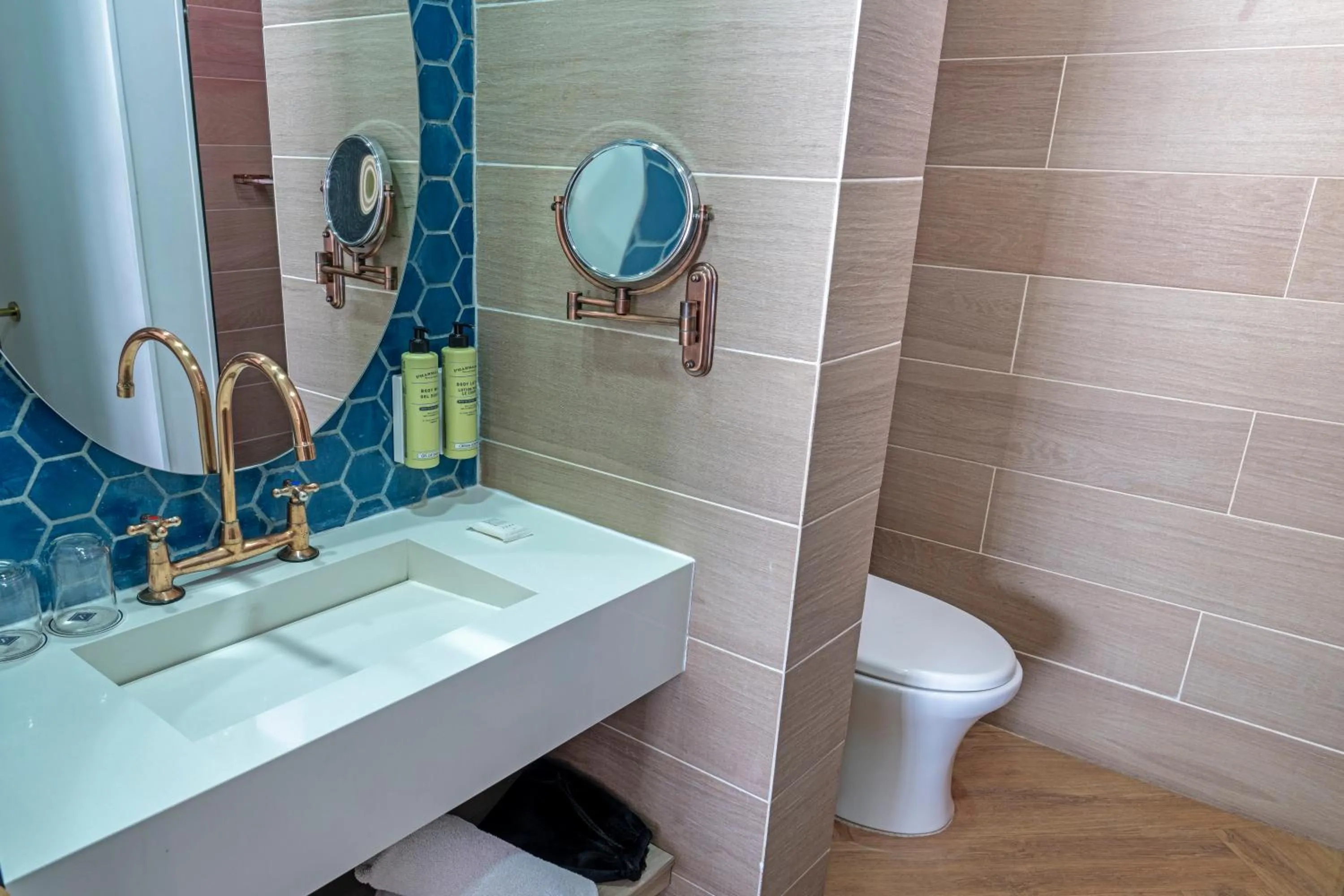 Bathroom in Faranda Collection Cali, a member of Radisson Individuals