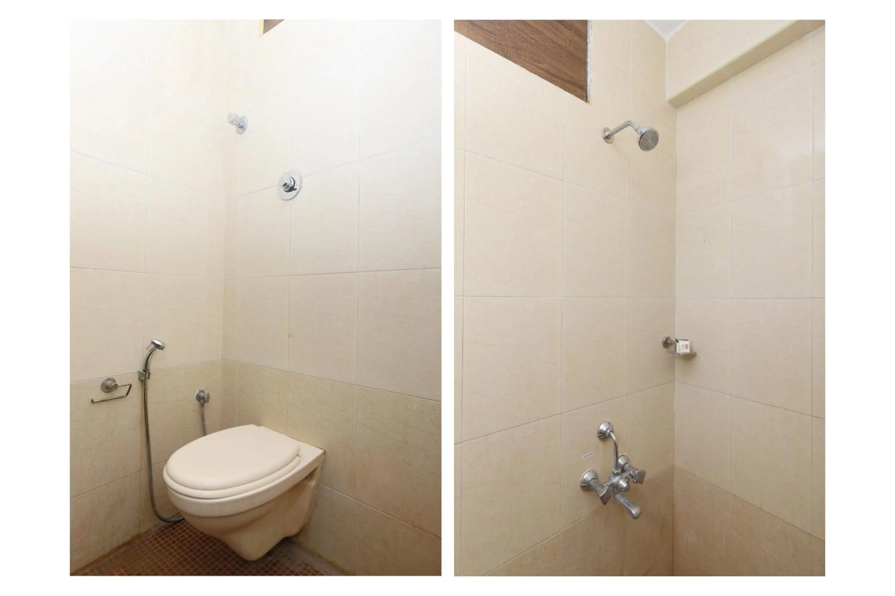 Toilet in Hotel Ramakrishna