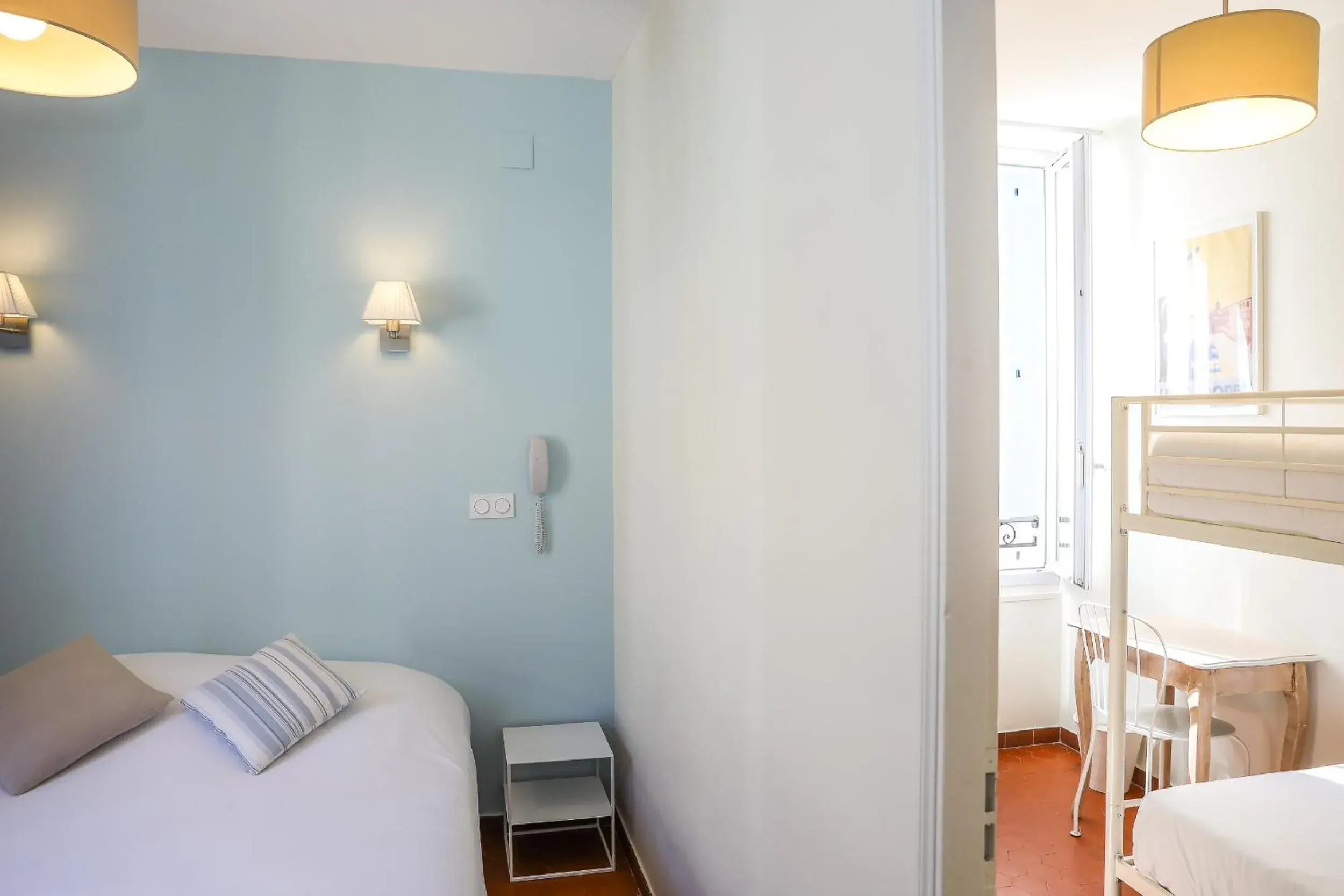 Family Room in Hotel La Bienvenue Family Room in Hotel La Bienvenue