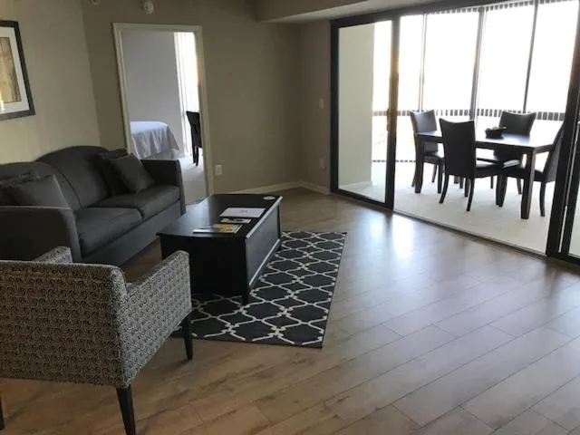 National at Courthouse