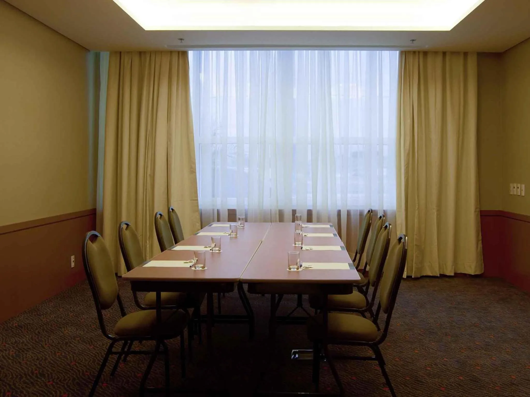 Meeting/conference room in Novotel Porto Alegre Airport