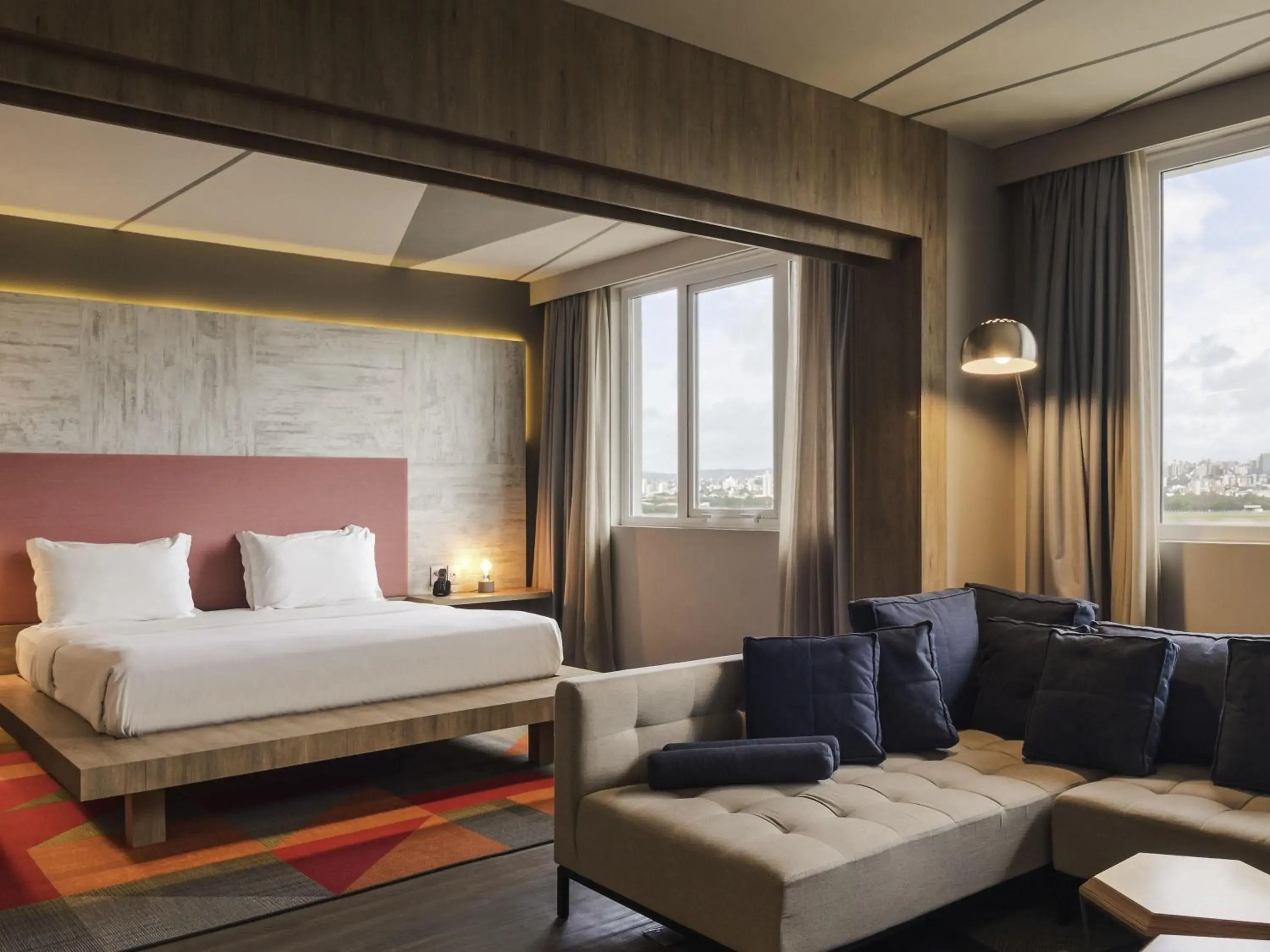 Superior King Suite in Novotel Porto Alegre Airport Superior King Suite in Novotel Porto Alegre Airport
