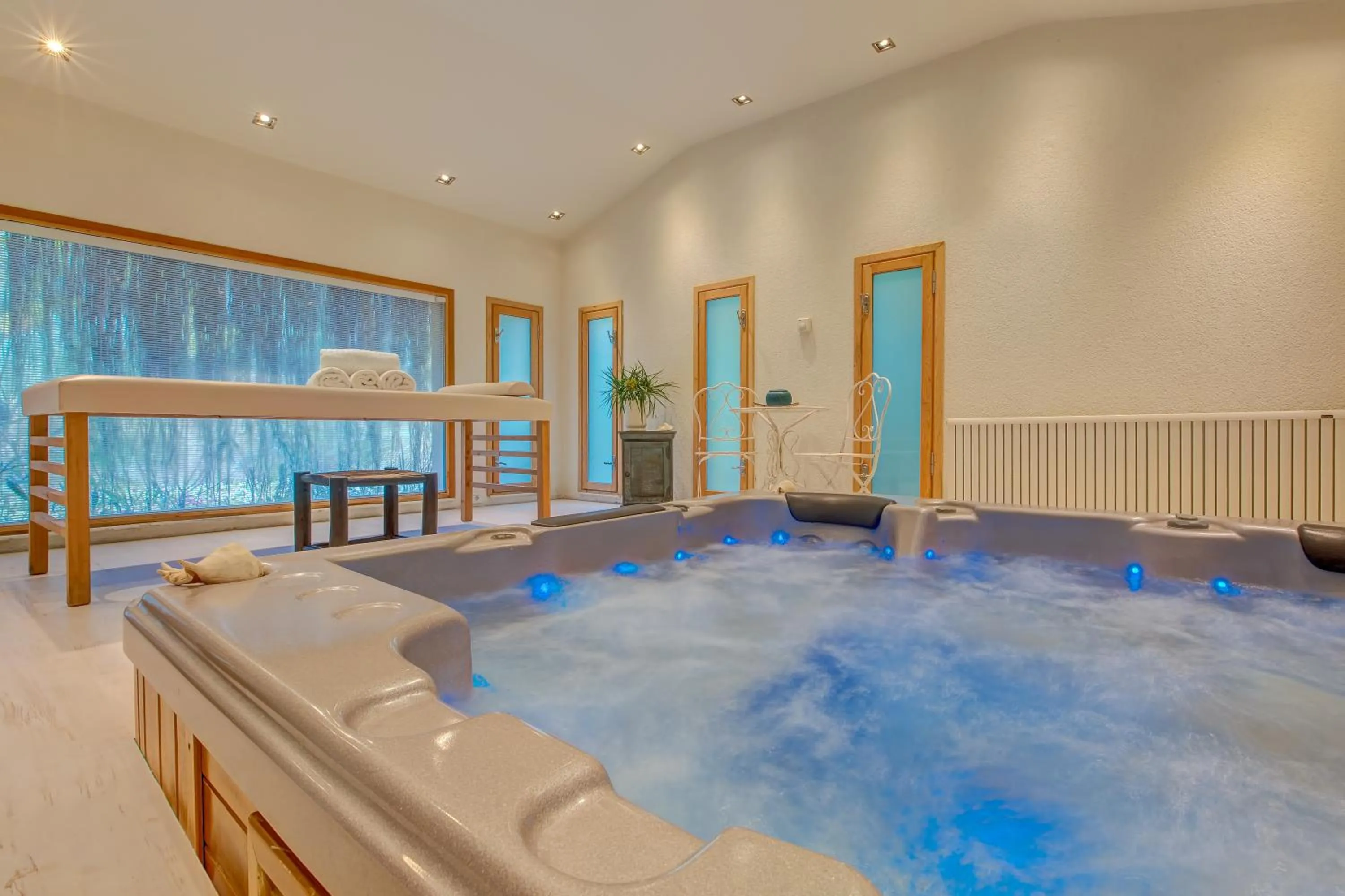 Hot Spring Bath in Olympos Lodge