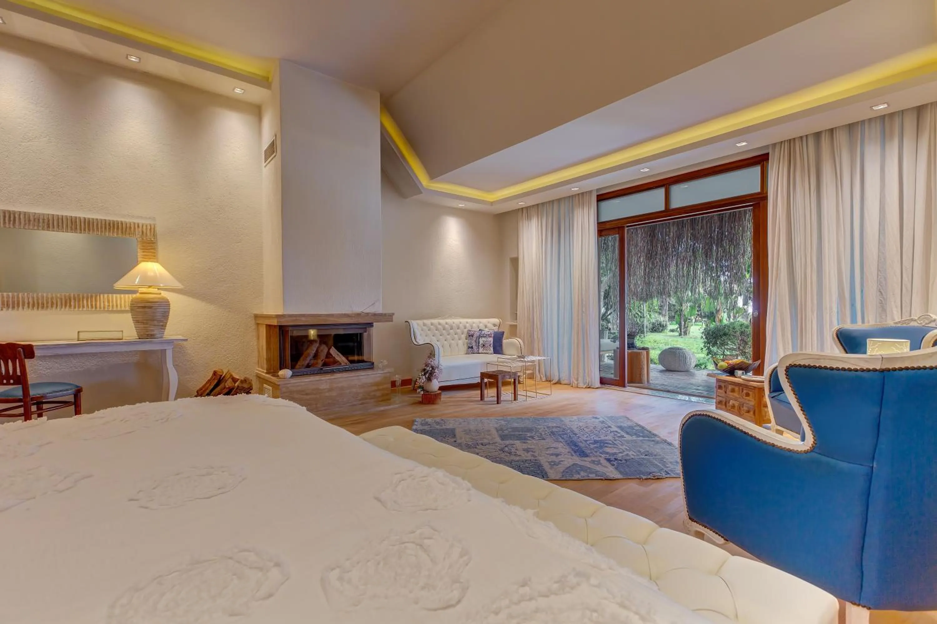 Patio, Bed in Olympos Lodge