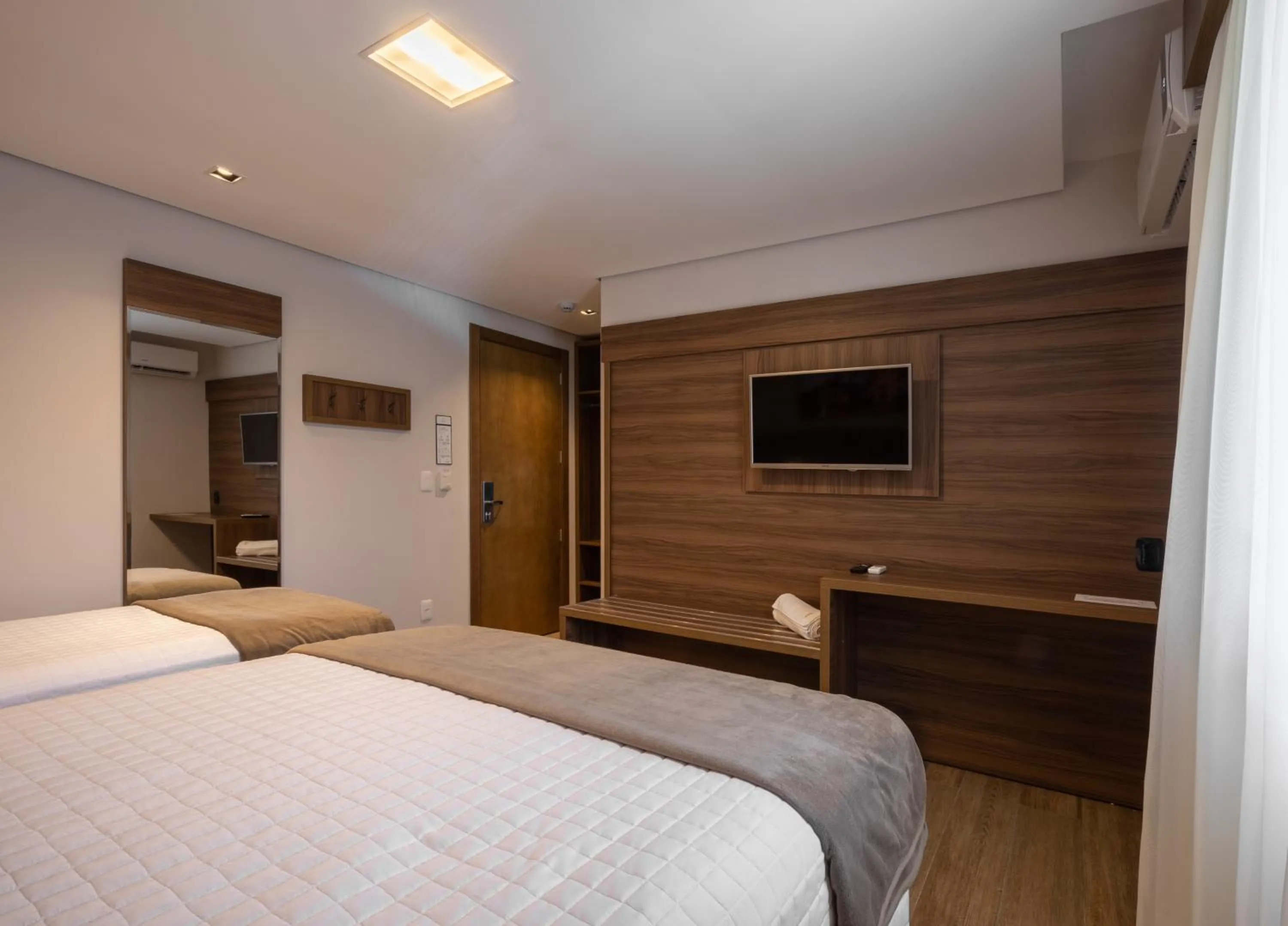 TV and multimedia, Bed in Hotel Fioreze Centro