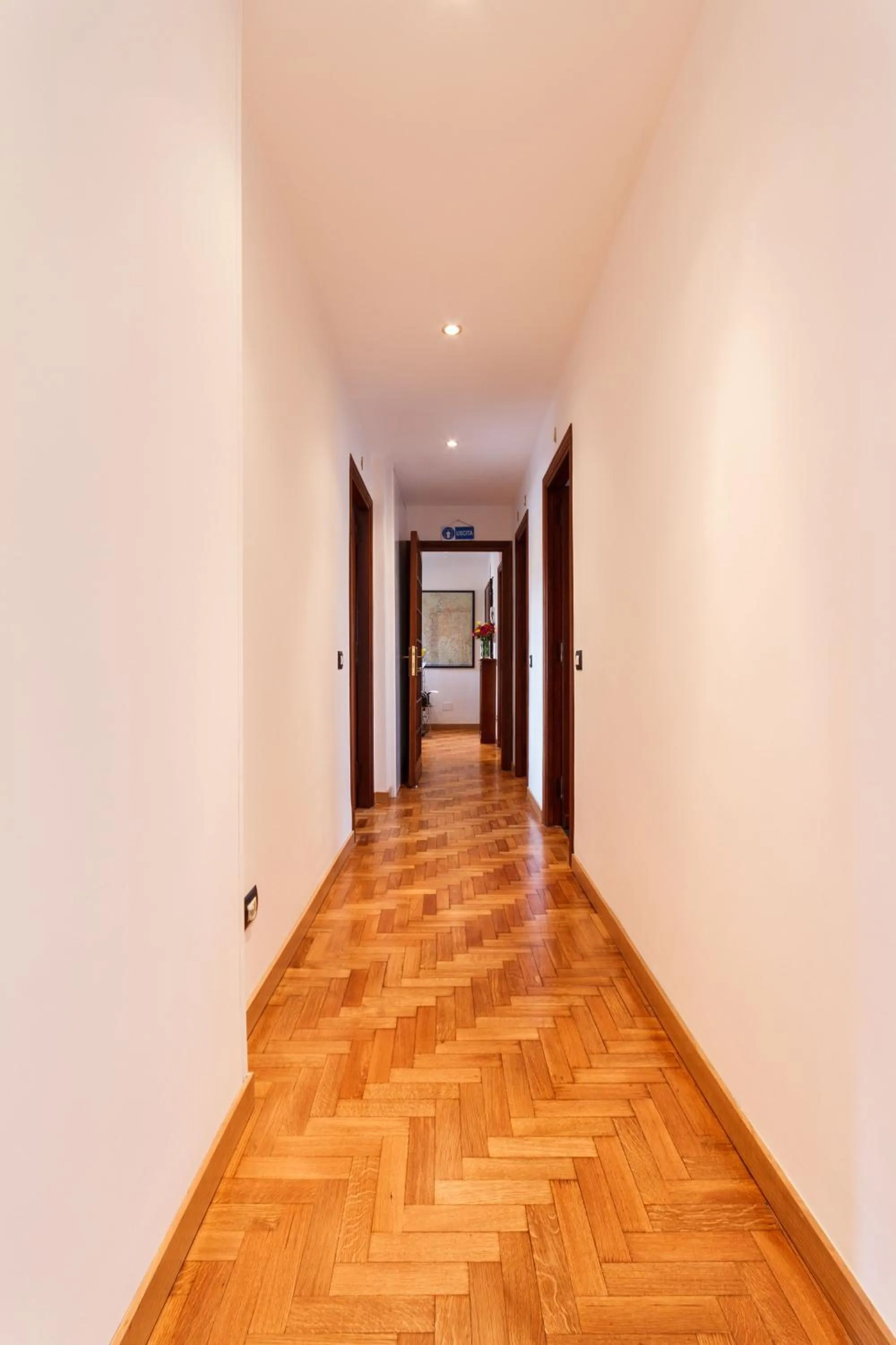 Facade/entrance in L'Angolo Cortese