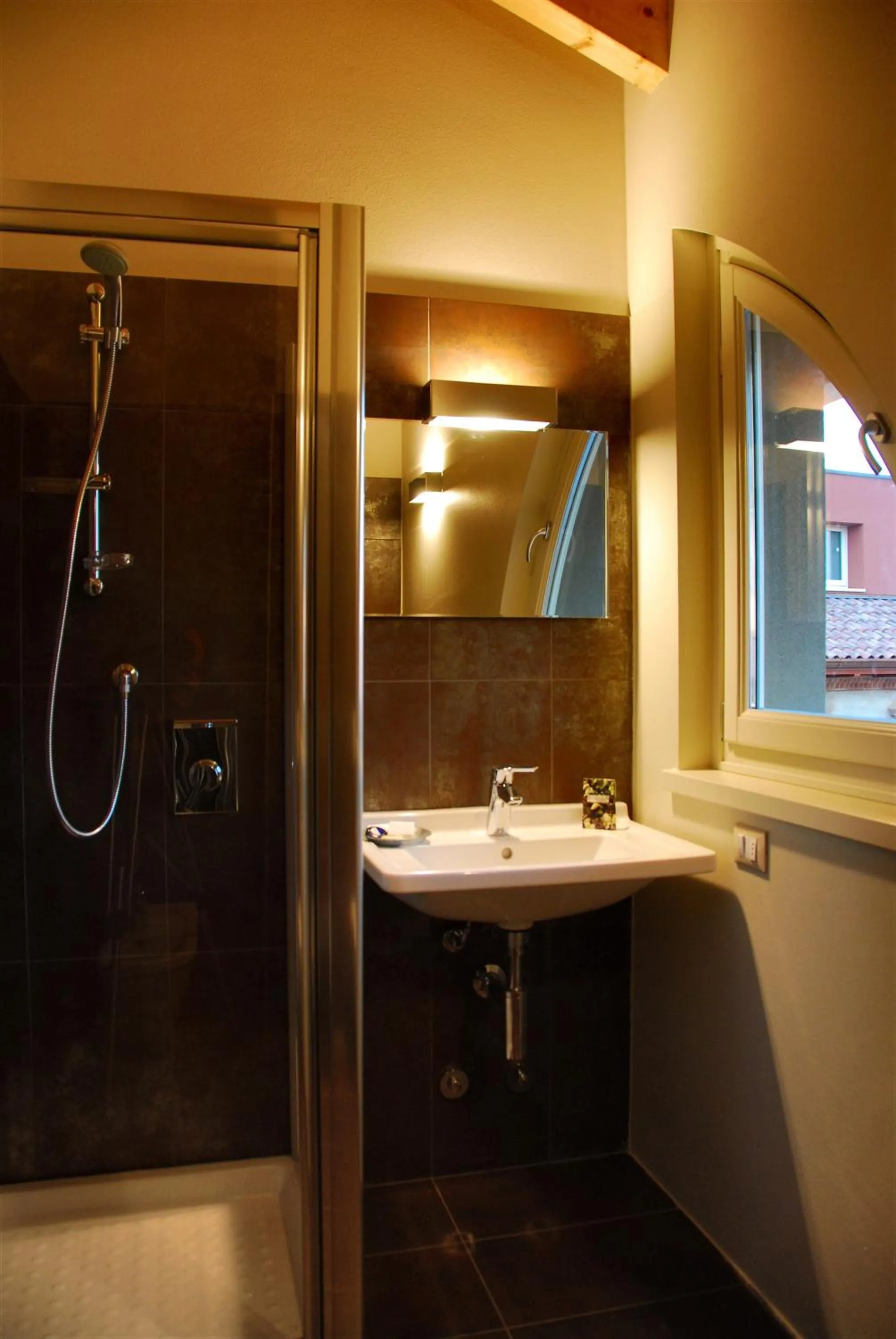 Shower in Stile Libero