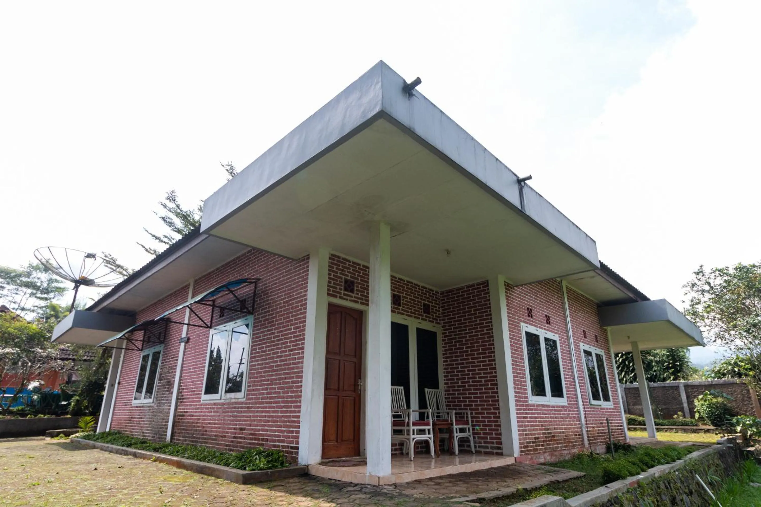 Garden in RedDoorz Plus At Grand Yustik Sukabumi