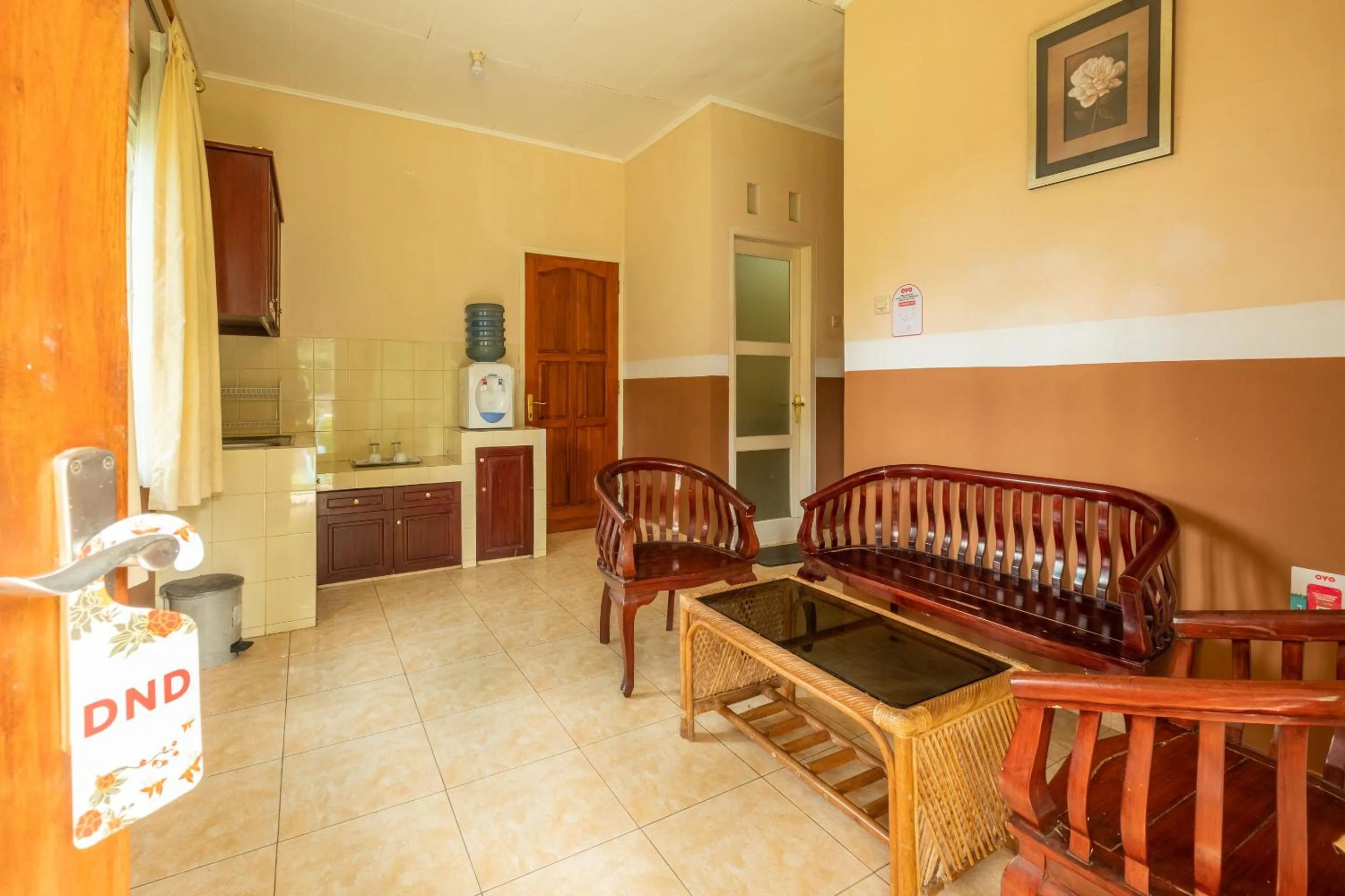 Communal lounge/ TV room in RedDoorz Plus At Grand Yustik Sukabumi